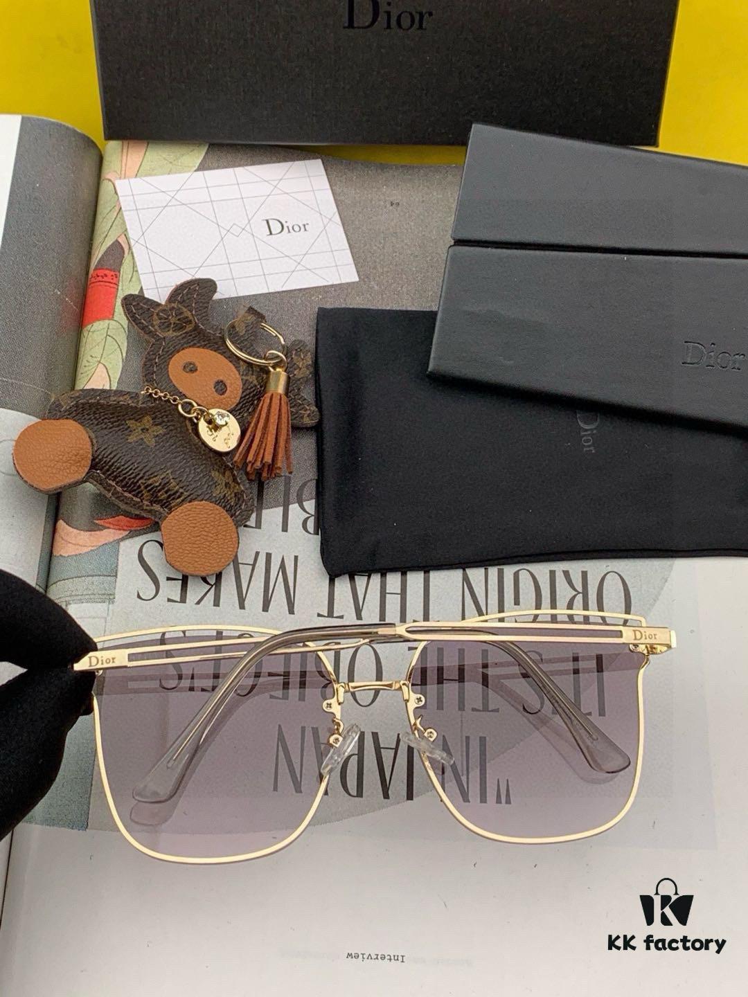 【TR Polarized Series】DIOR Classic Square Frame Design, Universal Fit for All Face Shapes, Exudes Elegance with Coats or Dresses, Nylon Polarized Lenses for UV Protection, Model: CD1150 Sunglasses