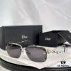DIO* MODEL: DIORS4U SIZE: 58 □ 13-140 Sunglasses