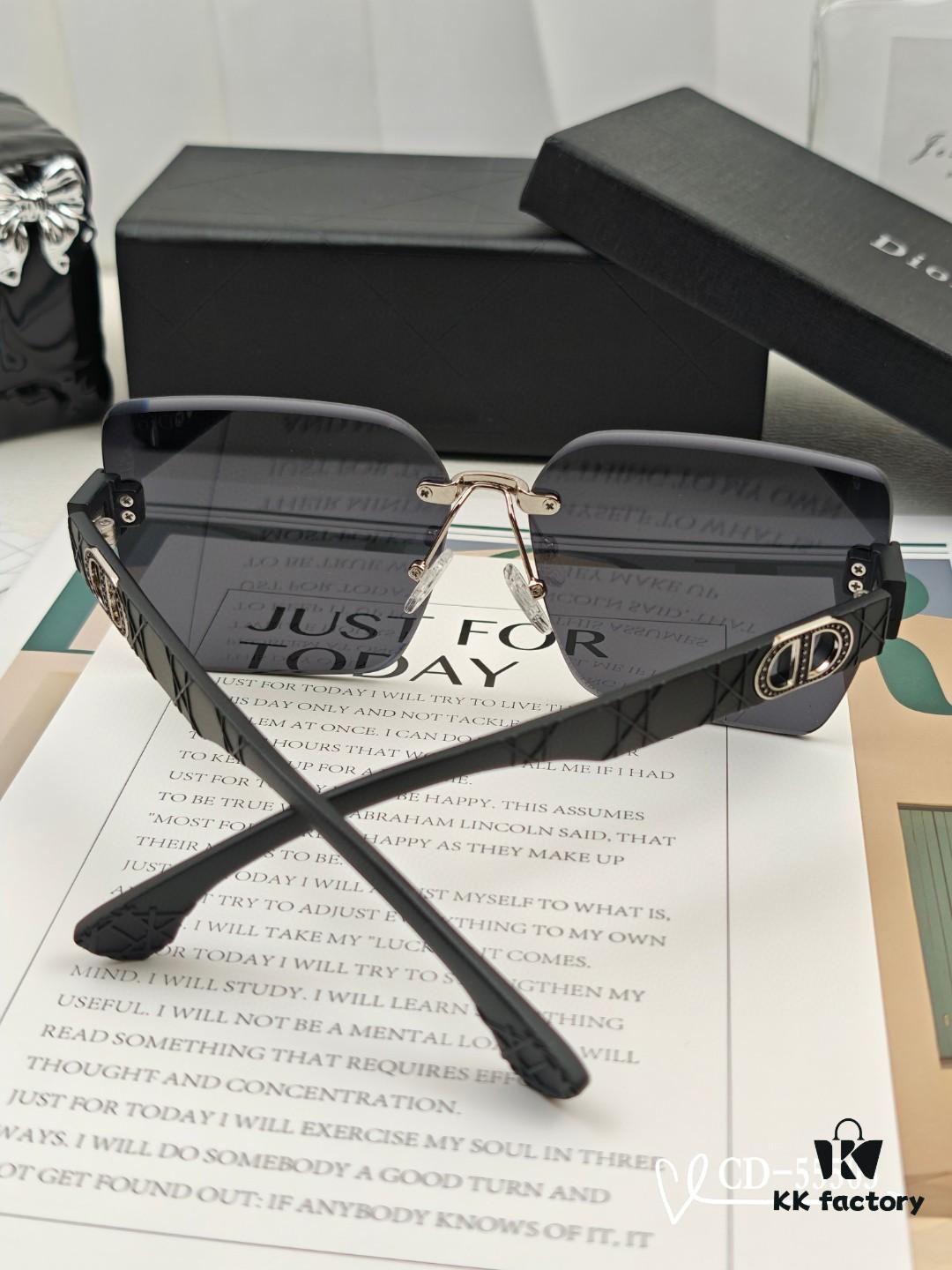 DIOR France TR90 Lightweight Sunglasses with Polarized Lenses, Model 55503