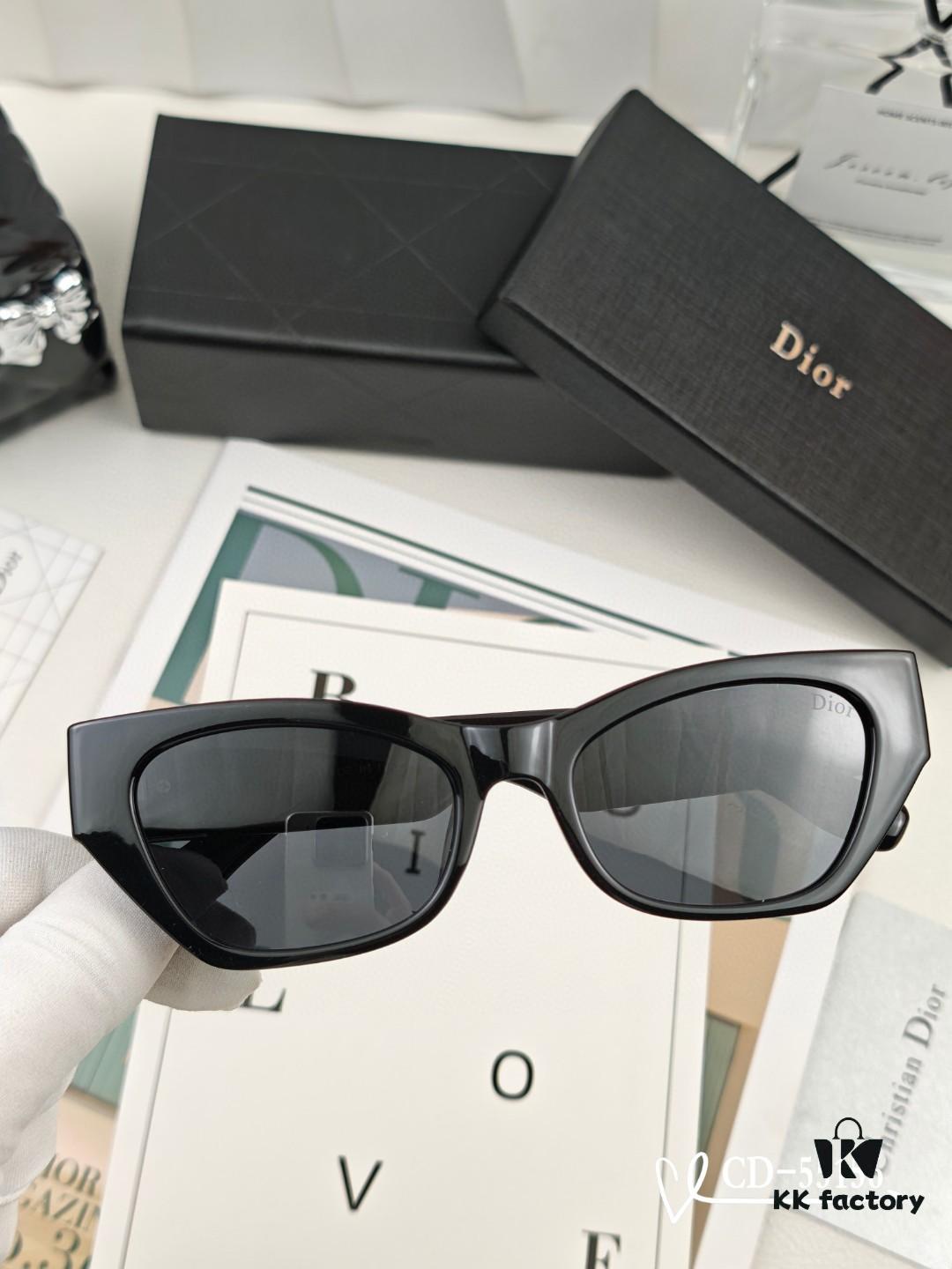 DIOR France TR90 Lightweight Sunglasses with Polarized Lenses, Model 55156