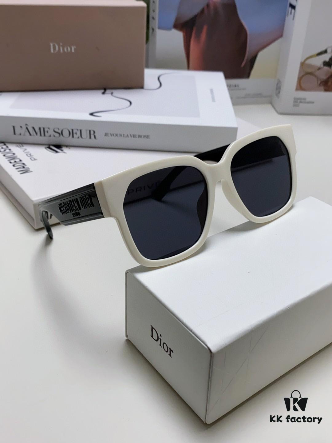 Dior 2025 New Arrival Classic D-Brand Oversized Sunglasses, Stylish and Flattering Sun Protection for Women, Influencer Favorite
