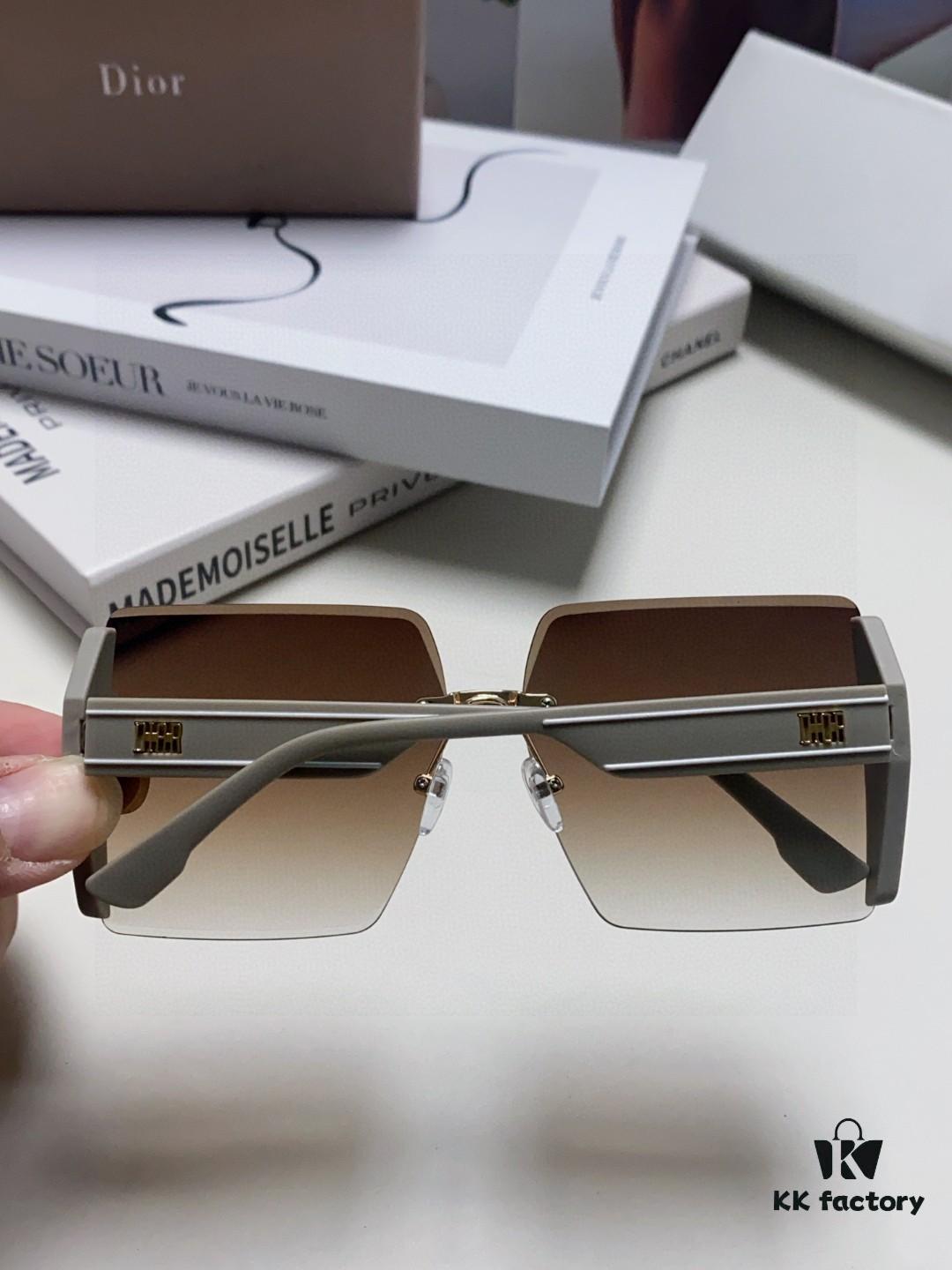 Dior 2025 New Large Frame Women's Sunglasses, Square-Cut Rimless UV-Protective Vacation Sunglasses