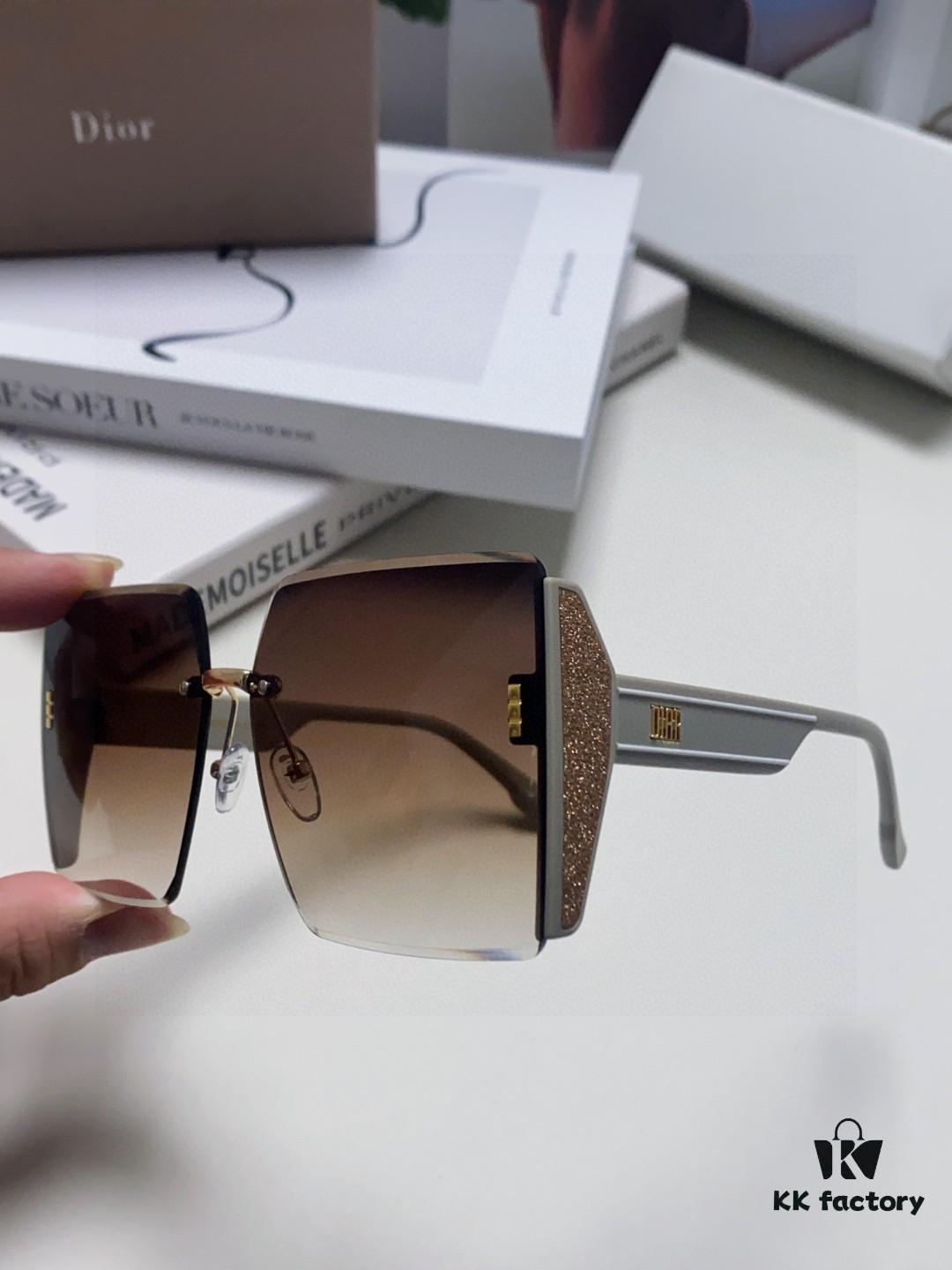 Dior 2025 New Large Frame Women's Sunglasses, Square-Cut Rimless UV-Protective Vacation Sunglasses