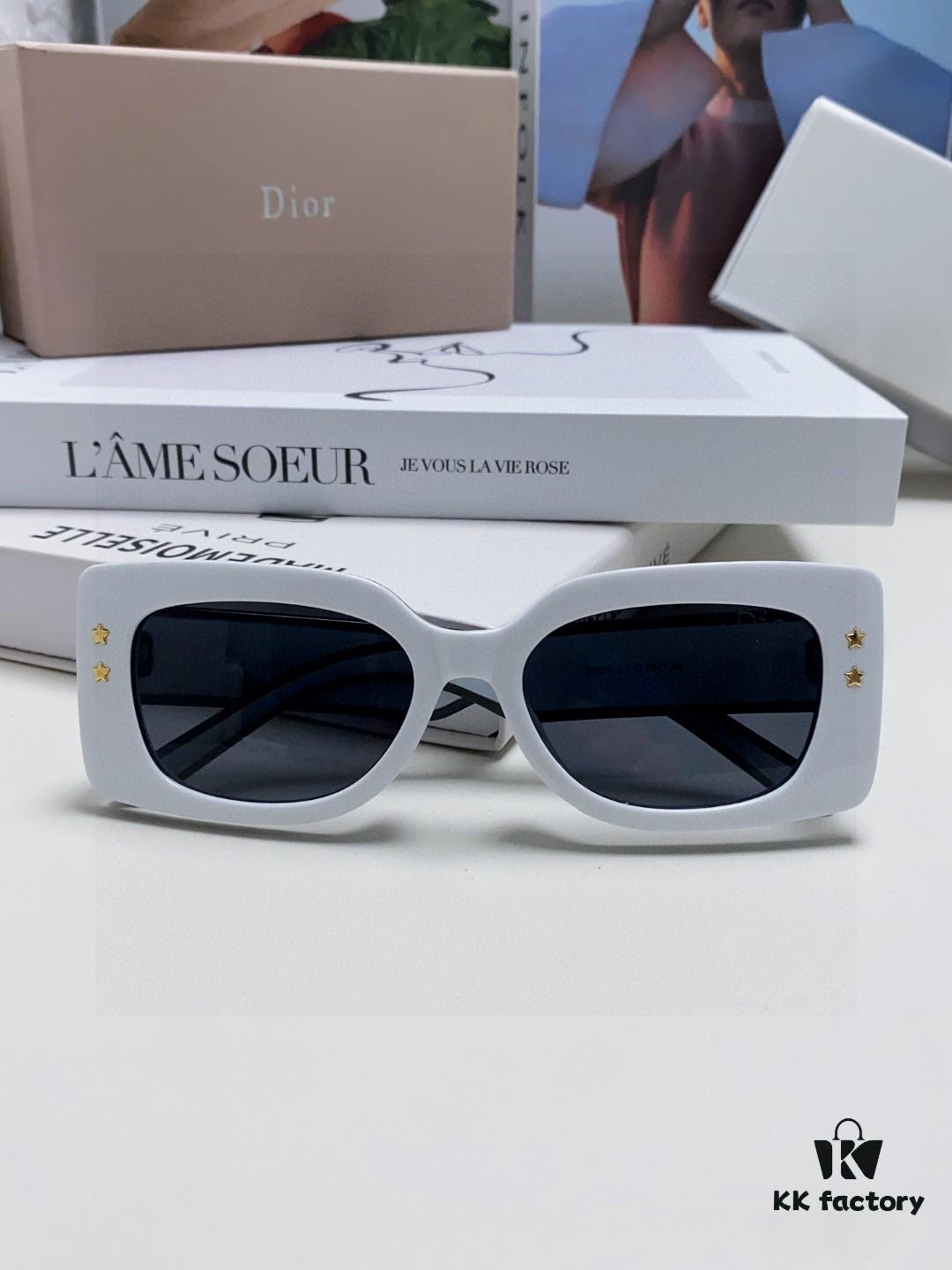 Dior DIORPACIFIC S1U Classic Two-Tone Sunglasses with Golden Star Hardware
