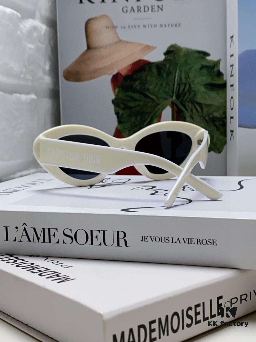 DIOR Cat-Eye Fashion Women's Sunglasses with Classic Two-Tone Design