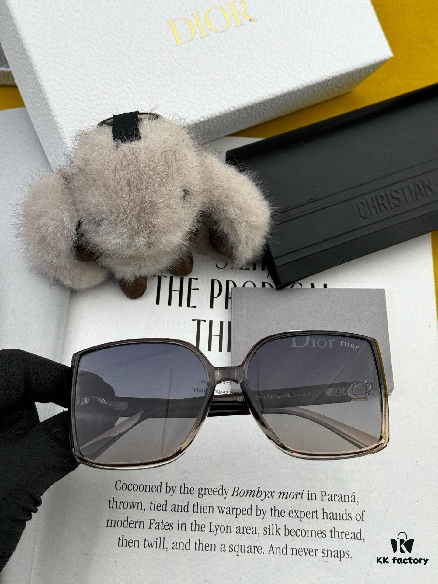 DIOR 2025 New Arrival Trendy Fashion Square Sunglasses for Women, High-Definition Thick Polarized Lens, Comfortable Wear, Influencer Favorite Style 🕶️