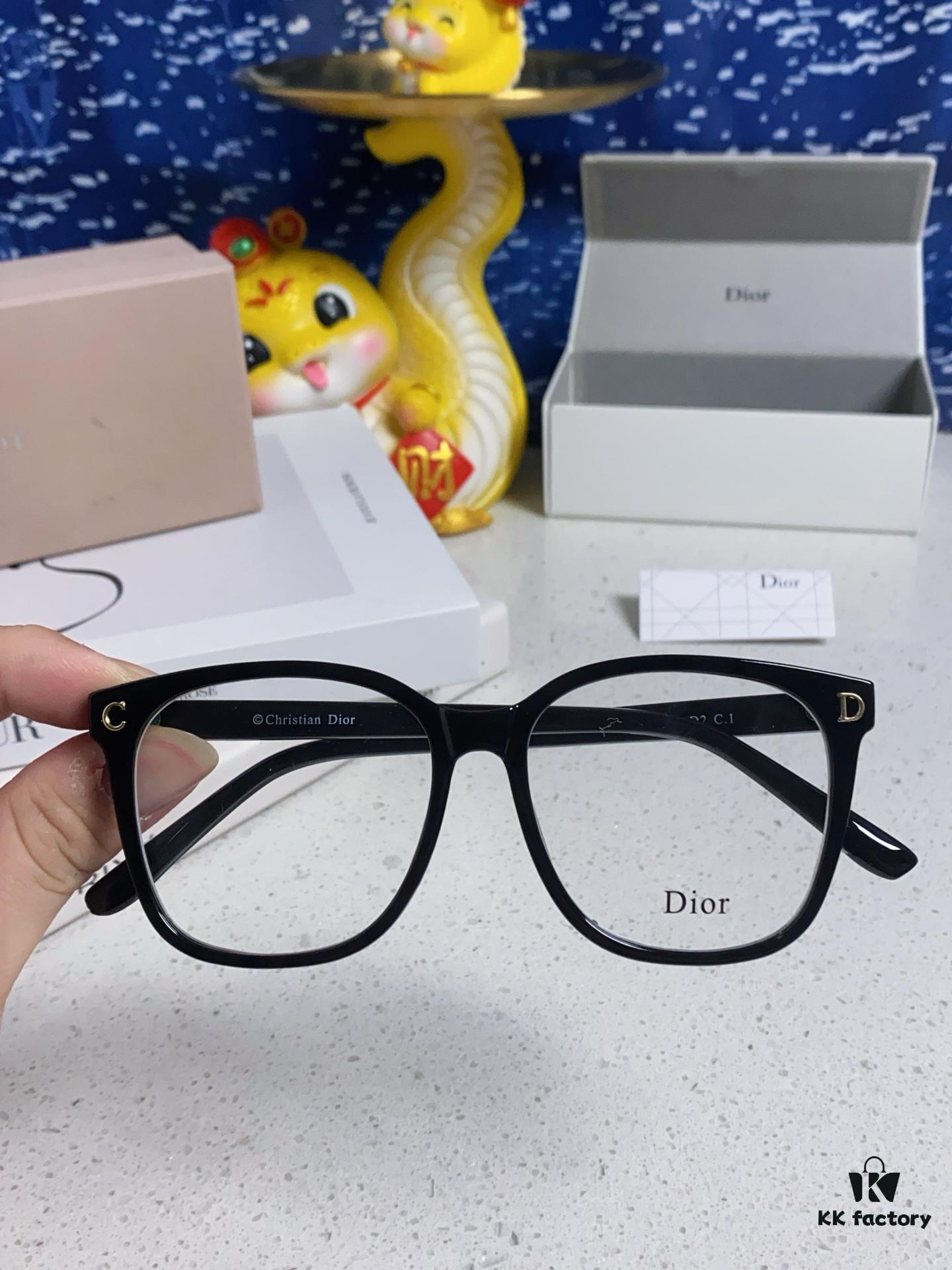 Dior 2025 New Arrival Minimalist Black Frame Eyeglasses for Women, D-Shaped Grey Blue-Light Blocking Non-Prescription Glasses, Unisex Photochromic Lens for Myopia, Suitable as Daily Wear, Sunglasses or Fashion Glasses