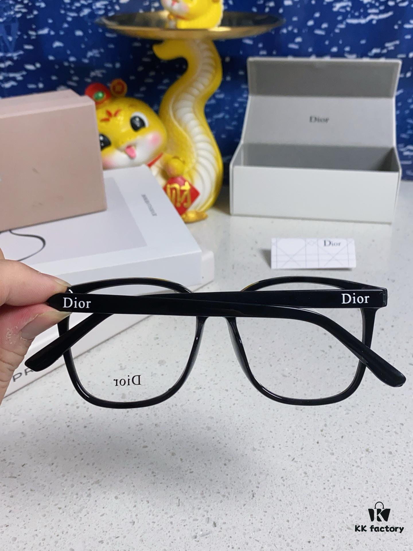 Dior 2025 New Arrival Minimalist Black Frame Eyeglasses for Women, D-Shaped Grey Blue-Light Blocking Non-Prescription Glasses, Unisex Photochromic Lens for Myopia, Suitable as Daily Wear, Sunglasses or Fashion Glasses