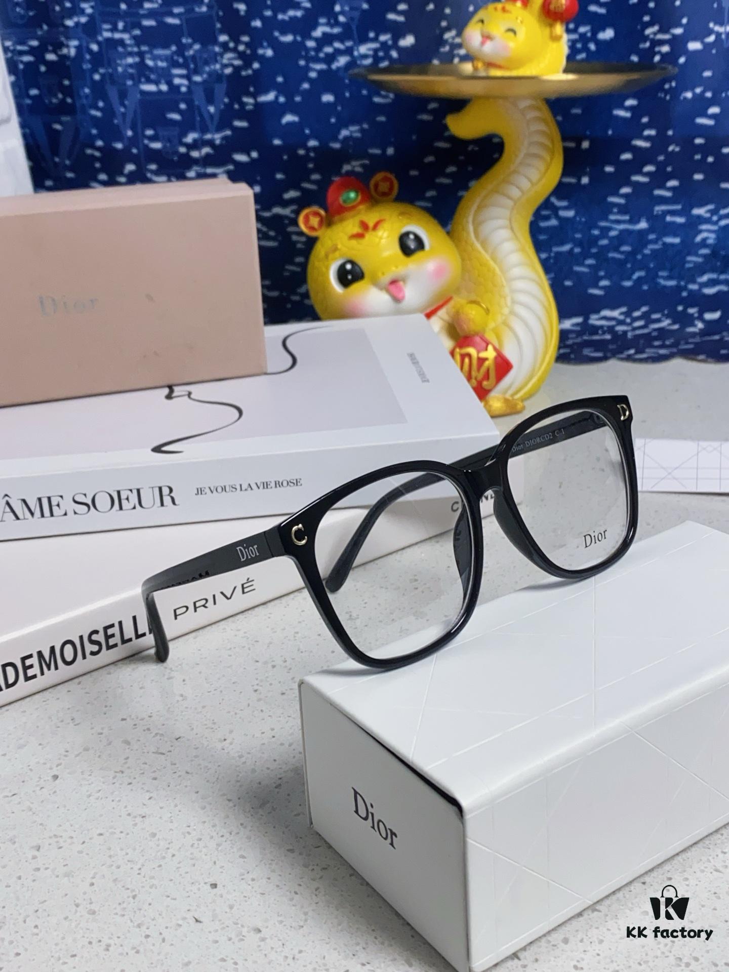 Dior 2025 New Arrival Minimalist Black Frame Eyeglasses for Women, D-Shaped Grey Blue-Light Blocking Non-Prescription Glasses, Unisex Photochromic Lens for Myopia, Suitable as Daily Wear, Sunglasses or Fashion Glasses
