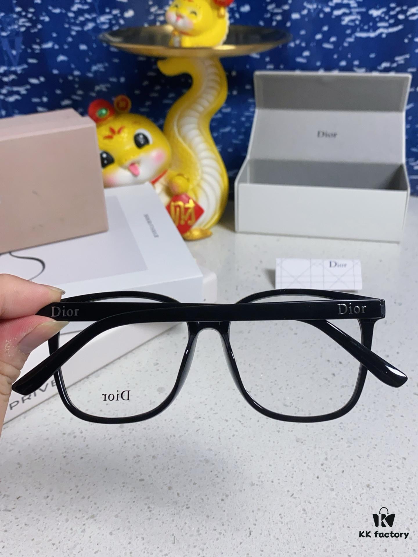 Dior 2025 New Arrival Minimalist Black Frame Women's Glasses, D-Shaped Grey Blue-Light Blocking Optical Glasses, Unisex Photochromic Myopia Eyewear, Sunglasses for Men and Women