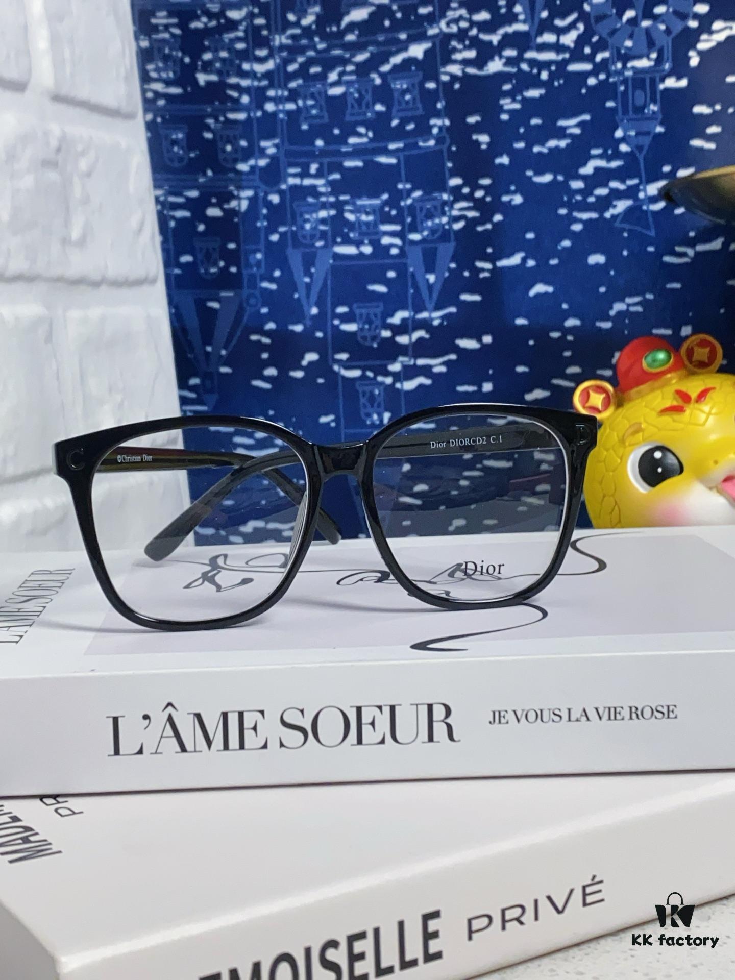 Dior 2025 New Arrival Minimalist Black Frame Glasses for Women, D-Shaped Grey Blue-Light Blocking Optical Glasses, Unisex Photochromic Myopia Eyewear, Suitable as Sunglasses or Everyday Style