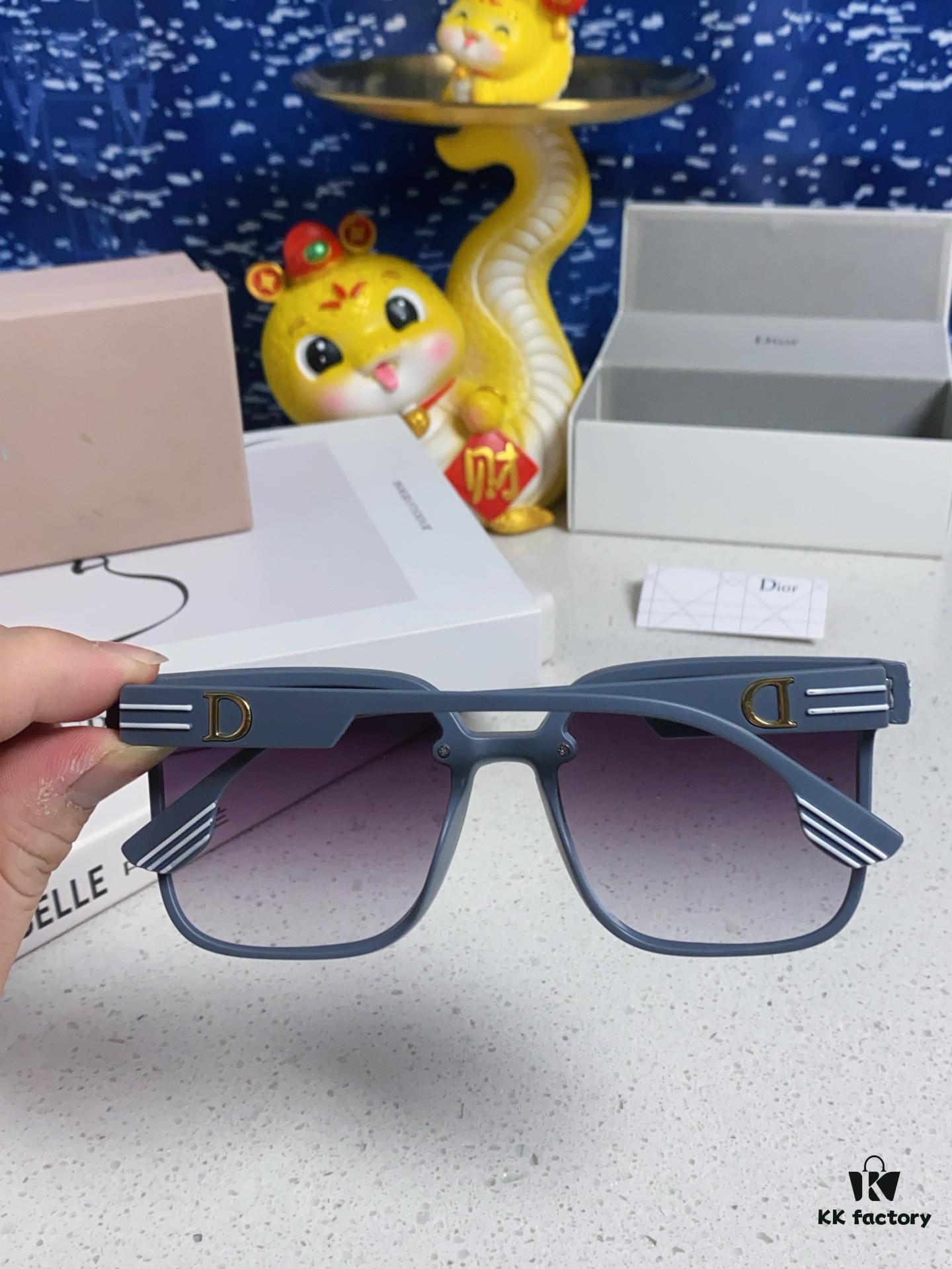 Dior 2025 New Arrival Women's Sunglasses, Stylish Oversized Square Frame, Korean Fashion Influencer-Style Glasses, Slimming UV-Protective Sunglasses for Round Faces