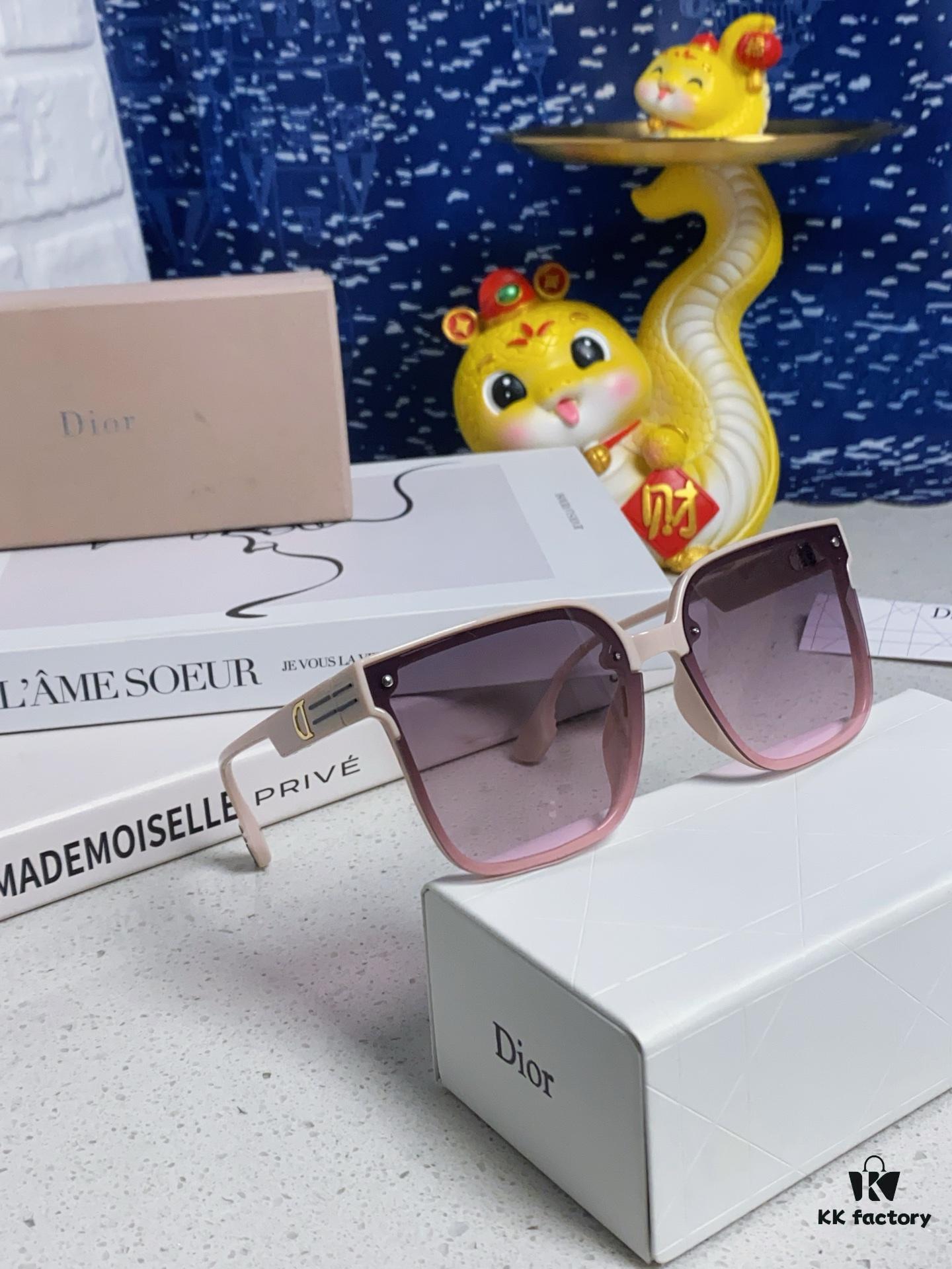 Dior 2025 New Arrival Women's Sunglasses, Stylish Oversized Square Frame, Korean Fashion Influencer Glasses, Slimming UV-Protective Sunglasses for Round Faces