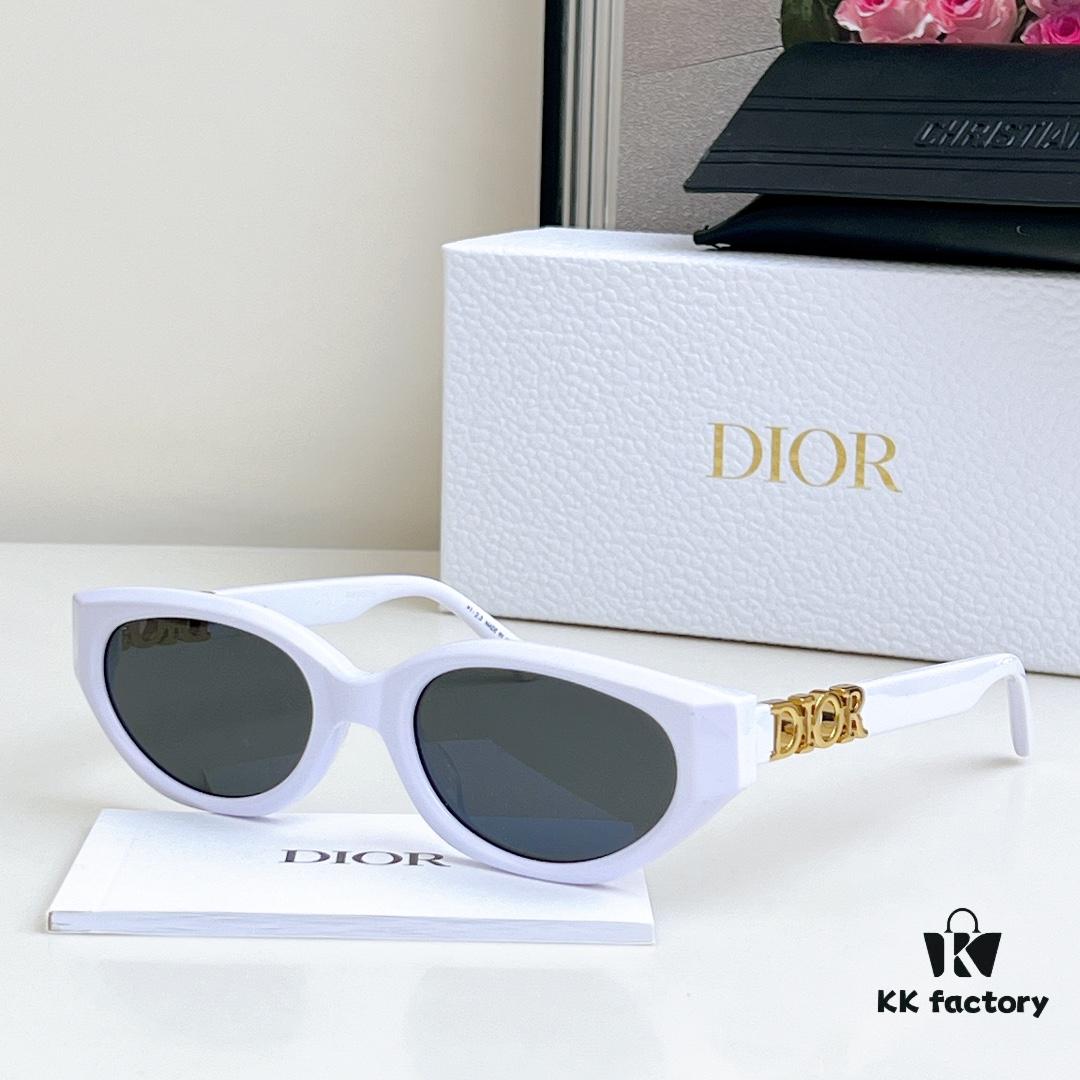 135 CHRISTIA* DIOR Cat-Eye Frame Lightweight Acetate Glasses for Women, Model: 8602, Size: 53-22-145