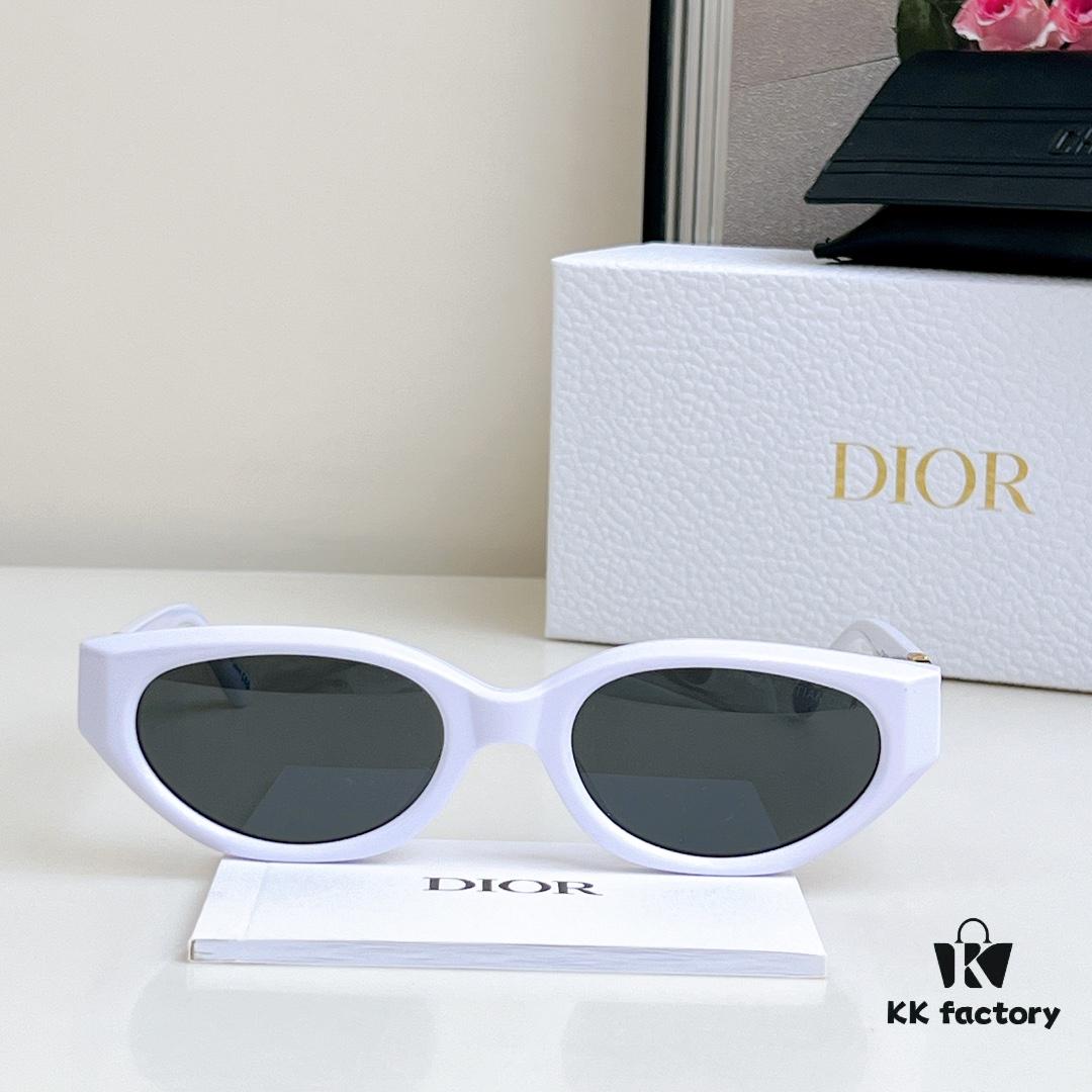 135 CHRISTIA* DIOR Cat-Eye Frame Lightweight Acetate Glasses for Women, Model: 8602, Size: 53-22-145