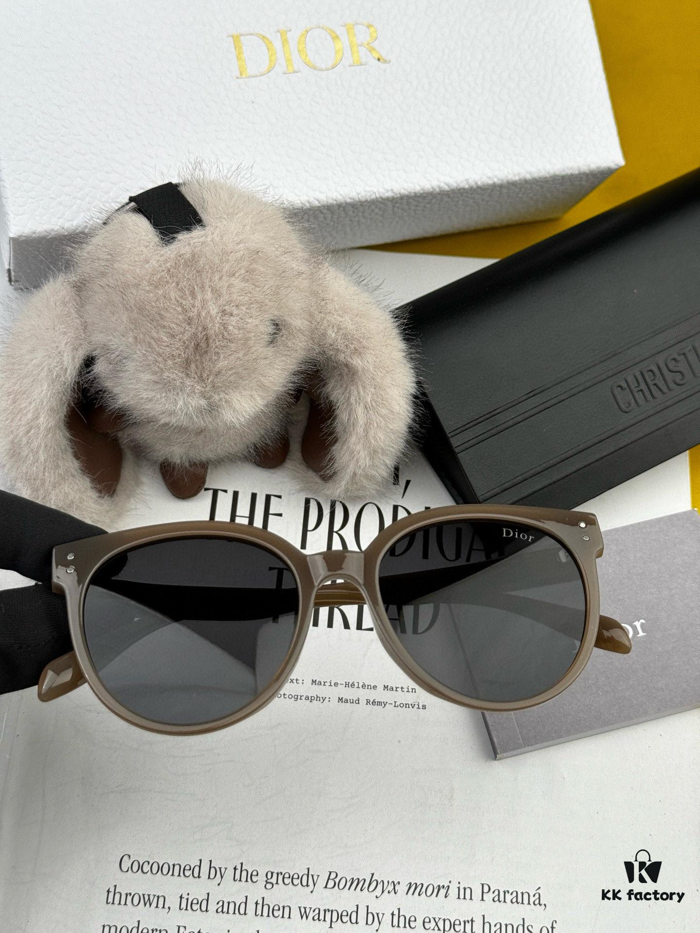 【DIOR - Dior】2025 Spring New Arrival Trendy Best-Selling Fashion Round Frame Polarized Sunglasses High Quality Comfortable Fit Influencer Favorite Model: D5106