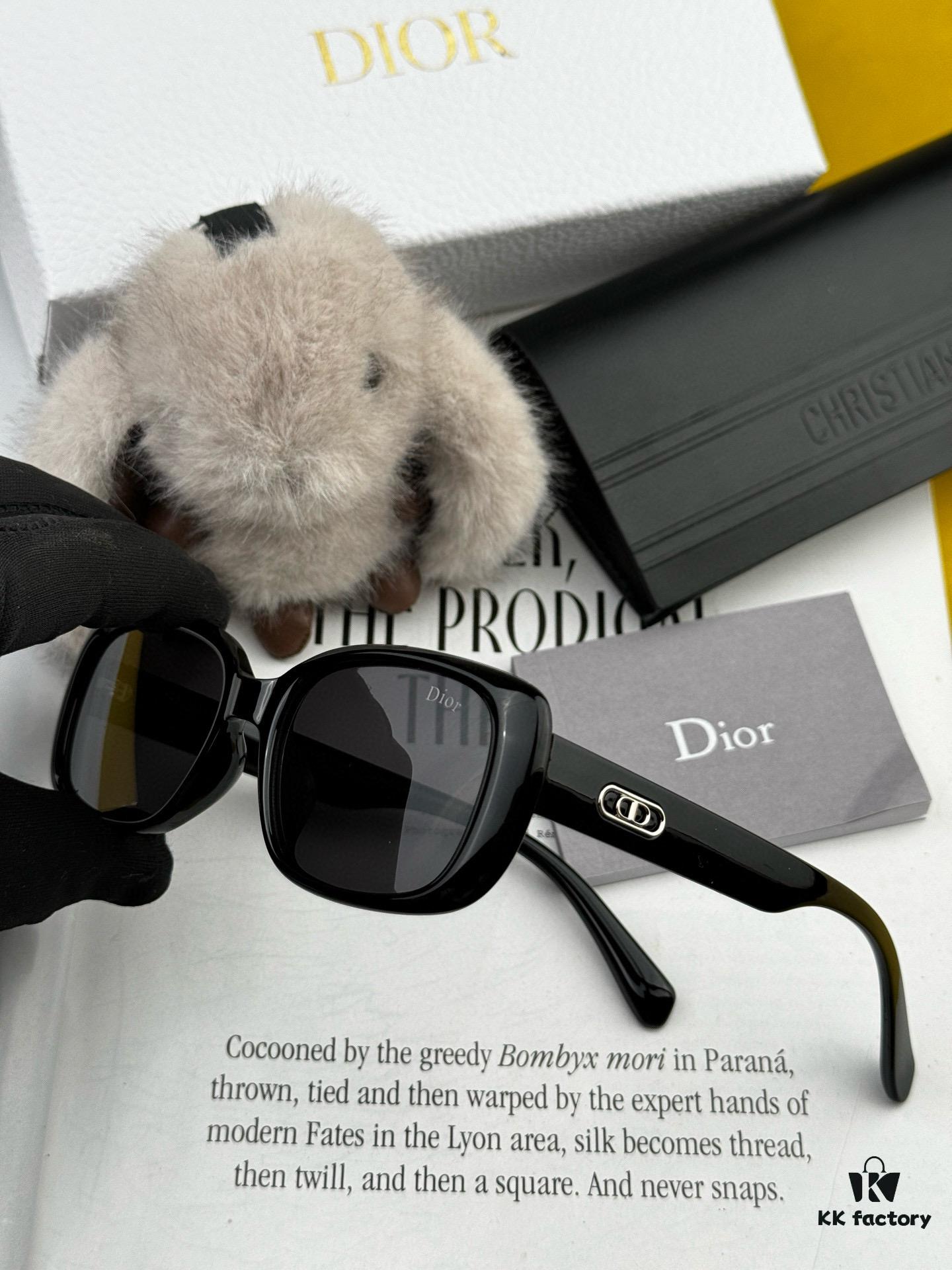 【DIOR】2025 Spring New Arrival Trendy Fashion Square Polarized Sunglasses High Quality Comfortable Fit Influencer Popular Style Model: D8106