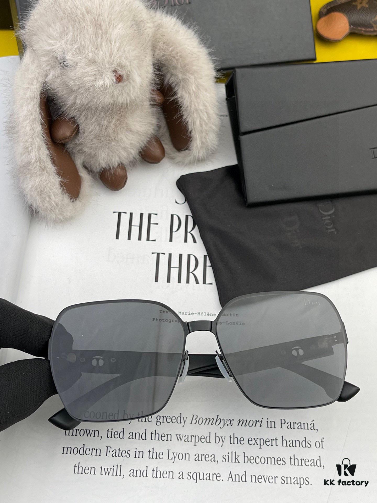 DIOR - Nylon Polarized Sunglasses 2025 Spring New Arrival Trendy High-Quality Fashion Polarized Sunglasses Comfortable Wear Influencer Style HD Women's Sunglasses 🕶️ High-Quality TR Frame Model: CHCD6330