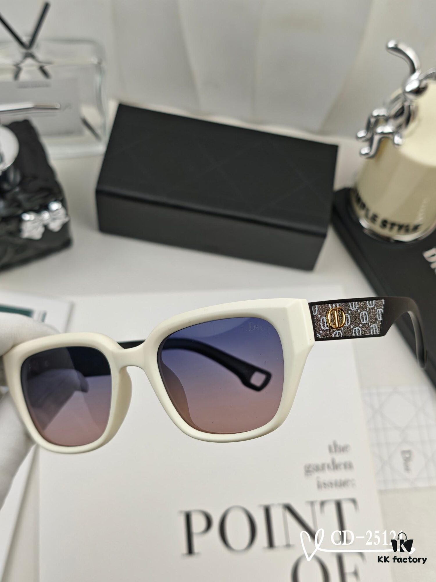DIOR France | Polarized TR90 Sunglasses with Plutonite Lenses, Lightweight and Stylish Design, Model 25121