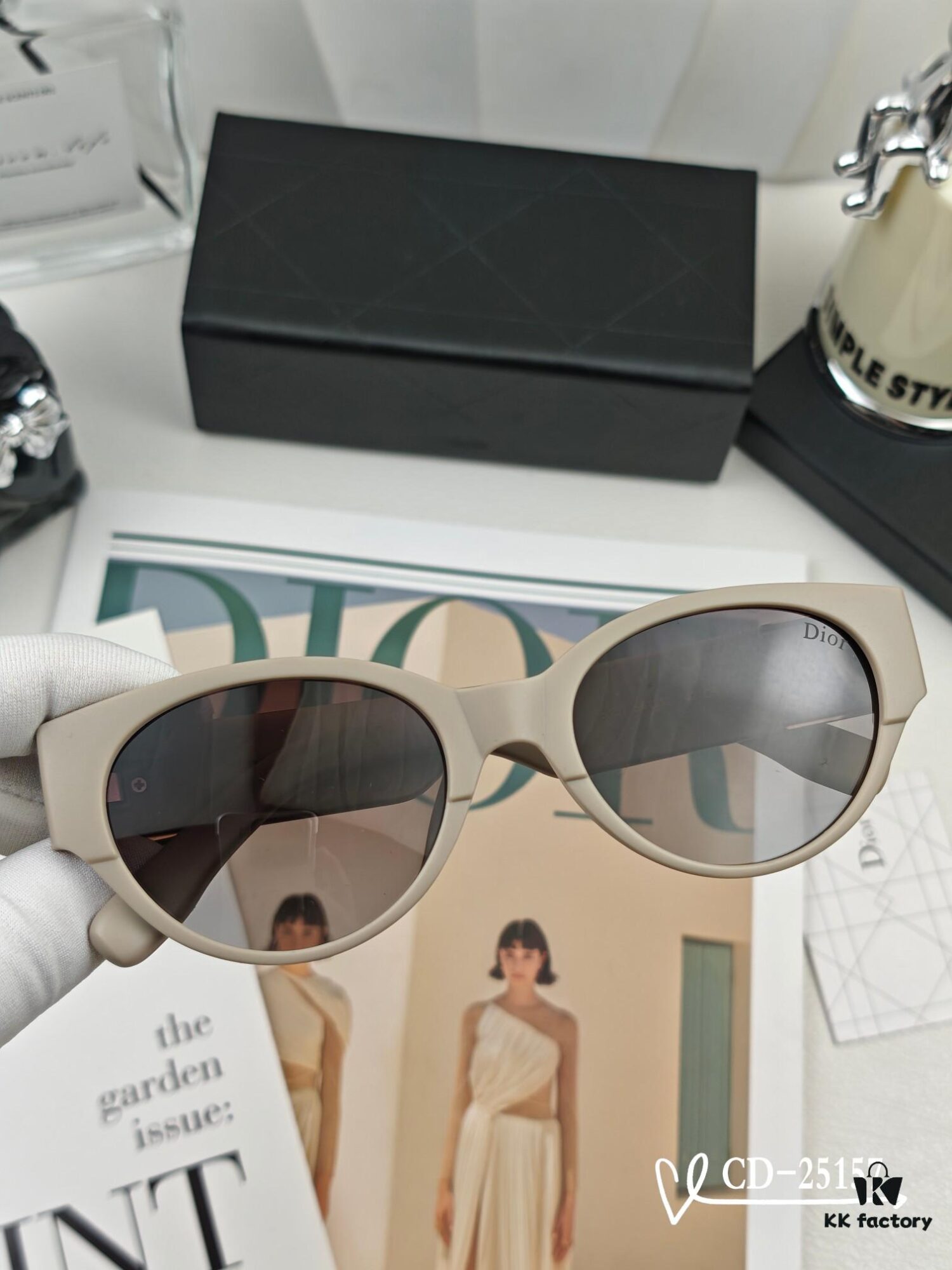 DIOR France TR90 Lightweight Sunglasses with Polarized Lenses, Model 25157