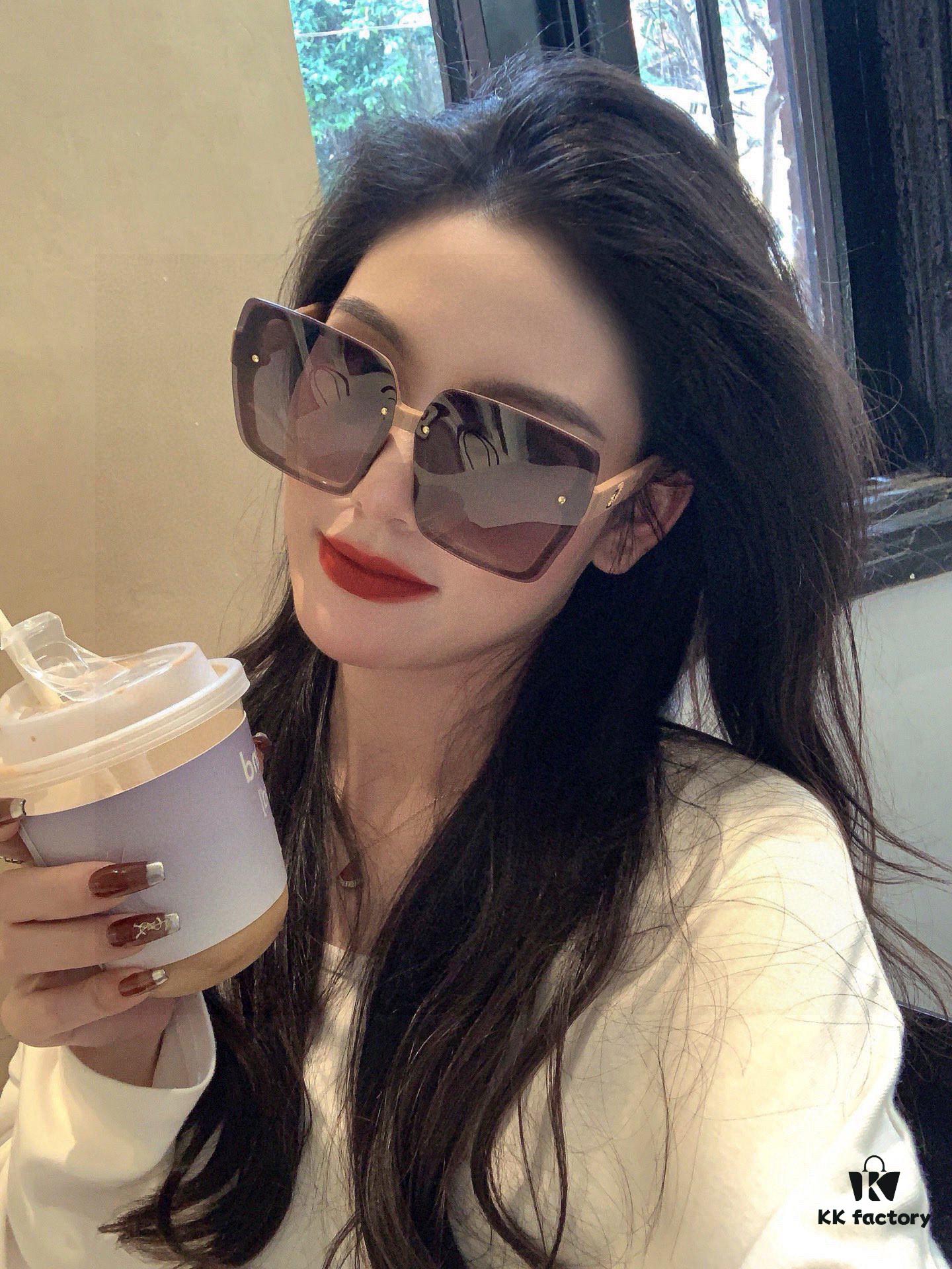 TR Version - Polarized [Exclusive Luxury Sunglasses No Filter‼ Real Photo Listing] Dior Official Website Latest Release New Model Sunglasses 🕶, Note: We Use High-Definition Lenses, Model: CD22077 Eyewear Sunglasses