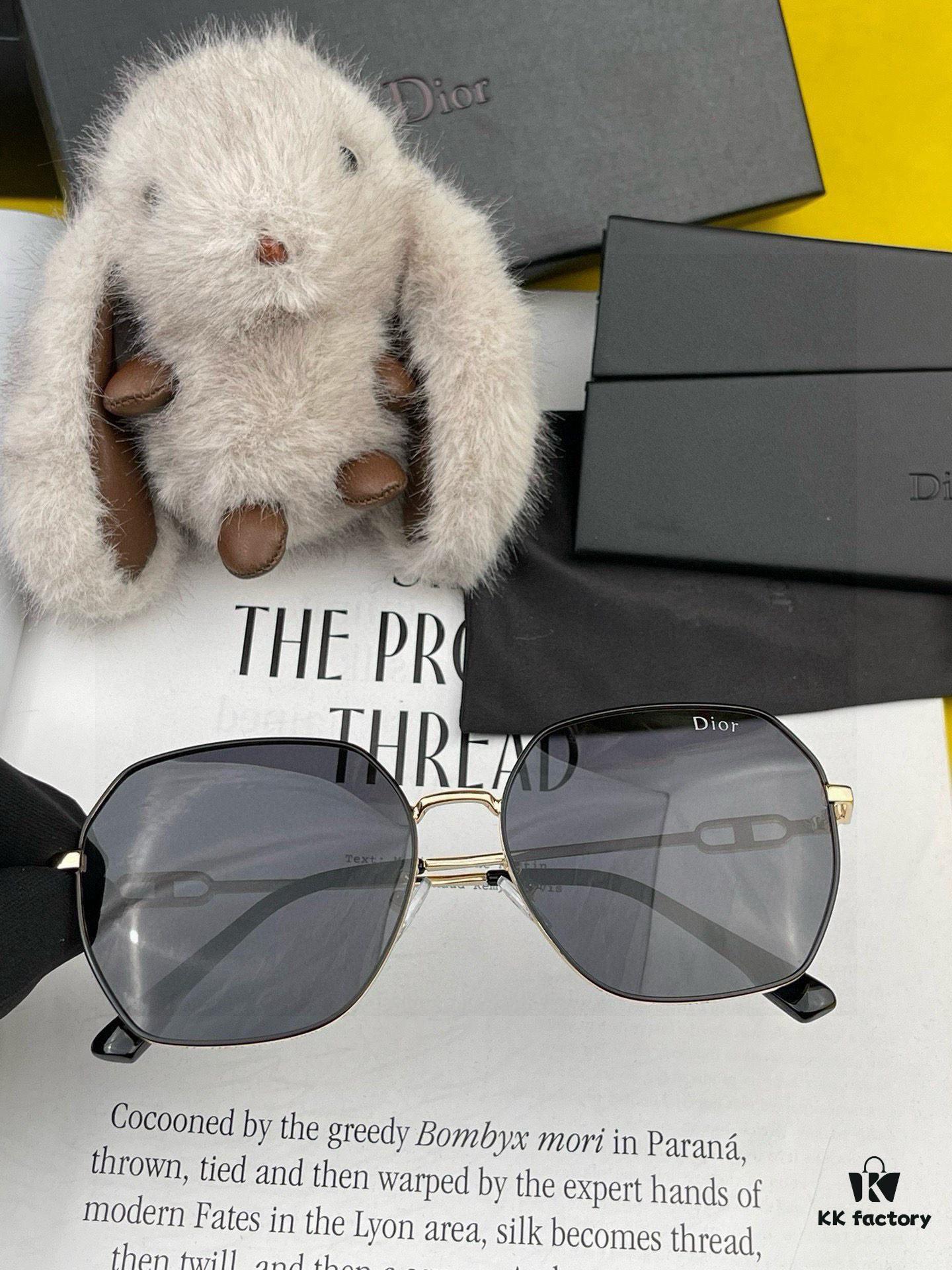 DIOR 2025 Official New Arrival Large-Frame Polarized Sunglasses, Popular Among Celebrities, Polylux Ultra-Clear Thickened Sunglasses Model: CD0823