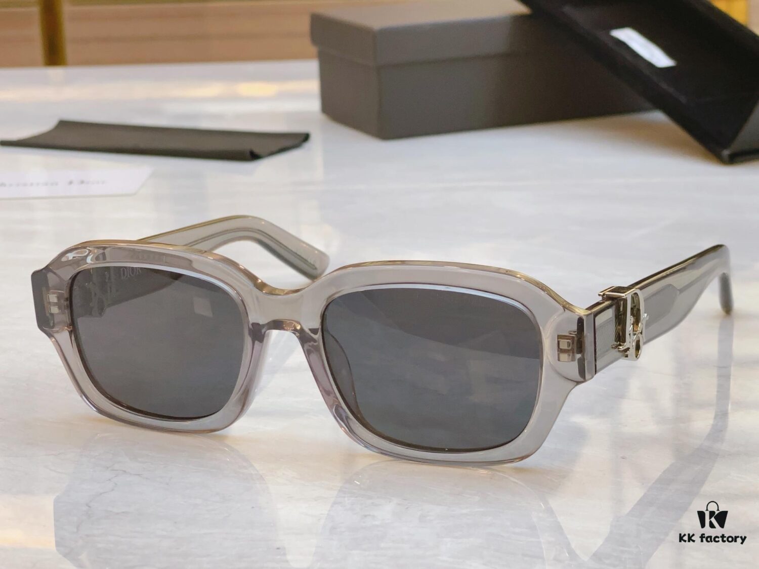 Dior New Arrival Sunglasses, MODEL: DiorSignature S2l, SIZE: 52-20-145