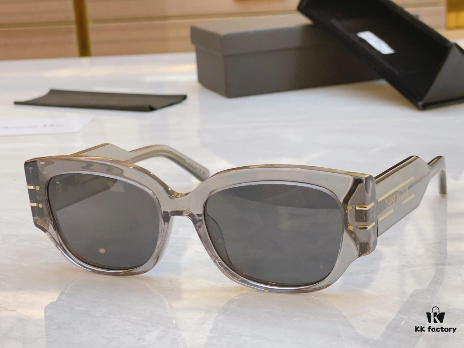 Dior New Arrival Sunglasses, MODEL: DiorSignature S13F, SIZE: 55-18-145