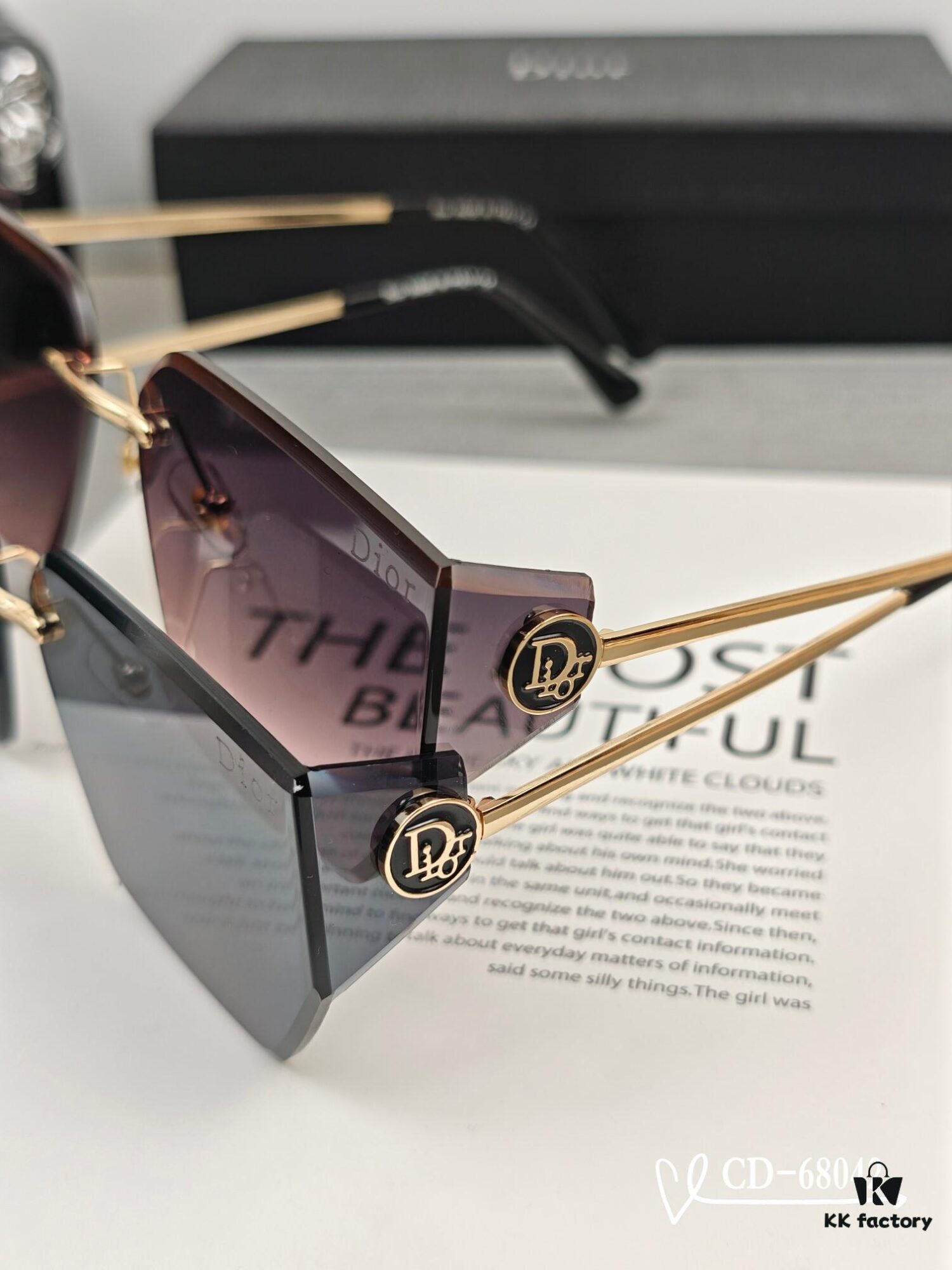 Dior - French Designer Unisex Sunglasses with Polarized Lenses, Lightweight Metal Frame, Stylish and Comfortable for Travel and Driving