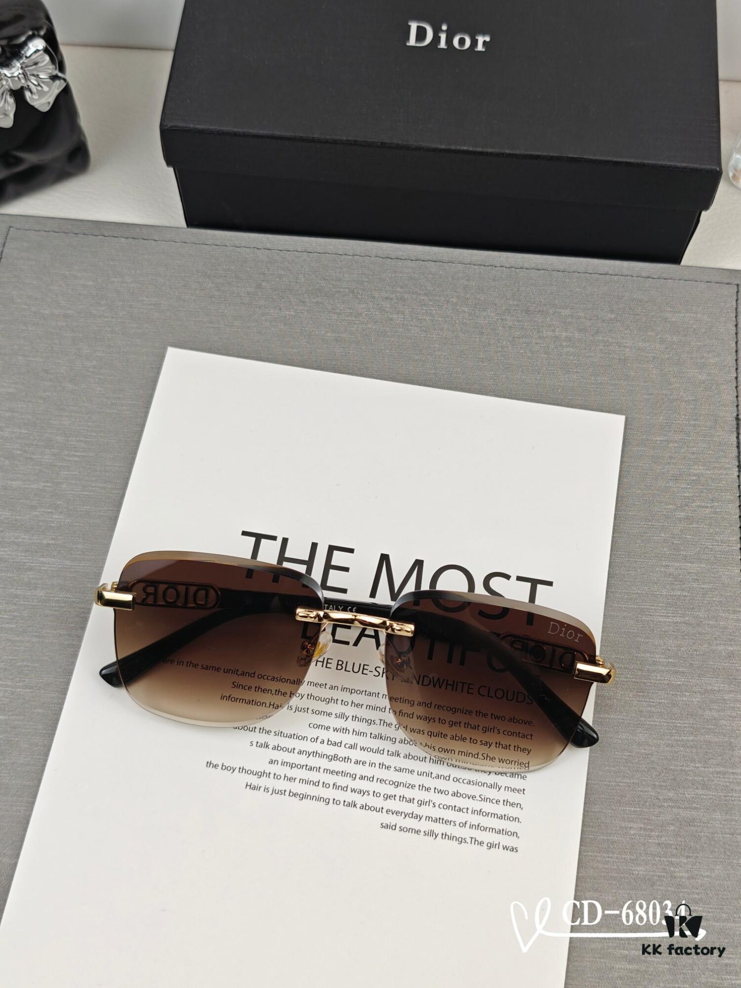 Dior - French Fashion House Dior, Unisex Sunglasses with Polarized Lenses by Polaroid, Lightweight Metal Frame for Comfortable Wear, Style 68034