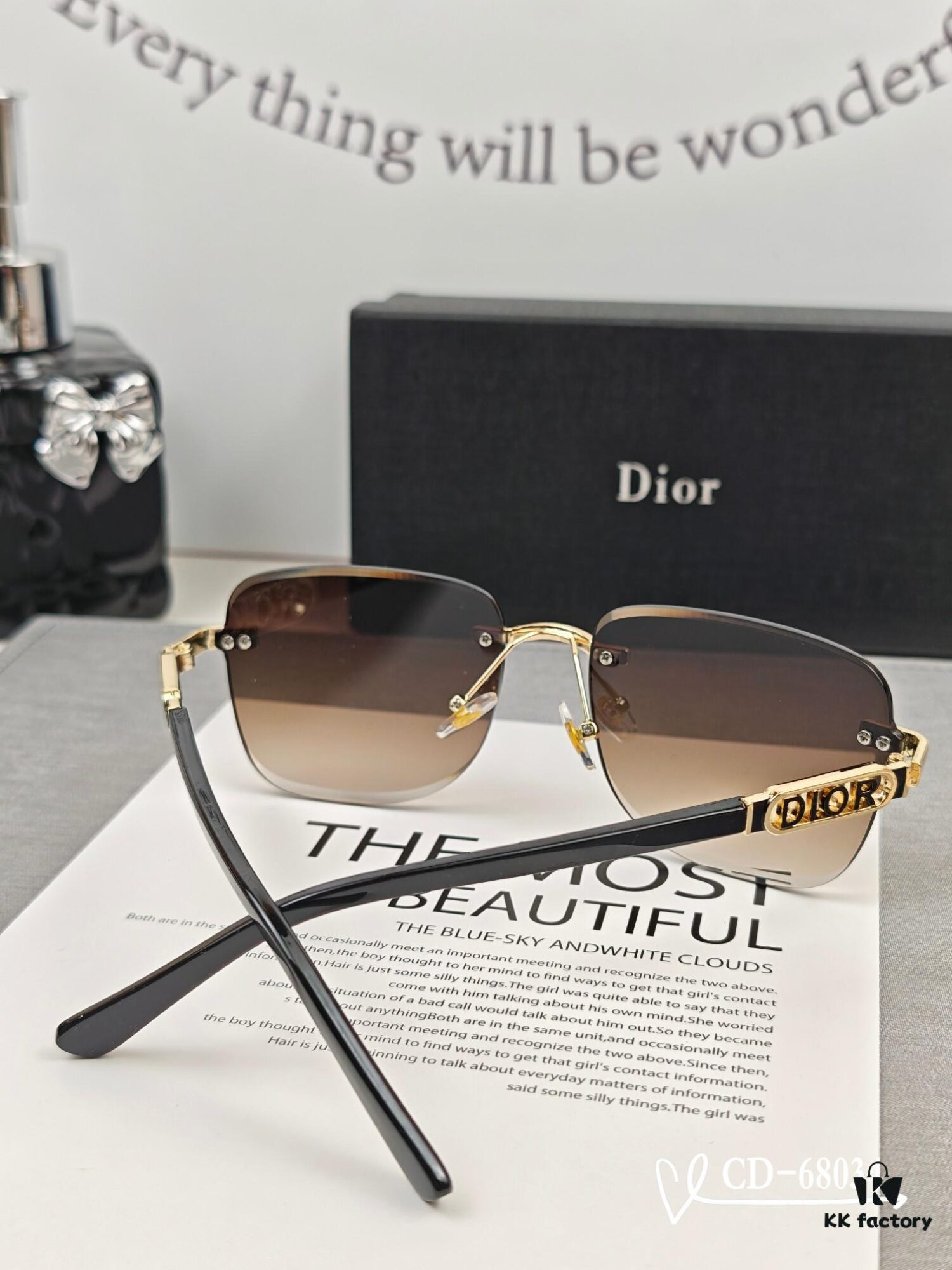 Dior - French Fashion House Dior, Unisex Sunglasses with Polarized Lenses by Polaroid, Lightweight Metal Frame for Comfortable Wear, Style 68034