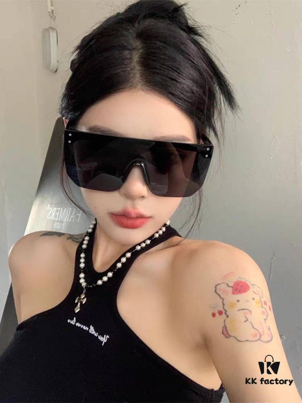 Dior Oversized Windproof Protective Cat-Eye Sunglasses for Women, UV Protection, Face-Framing Design to Minimize Facial Appearance