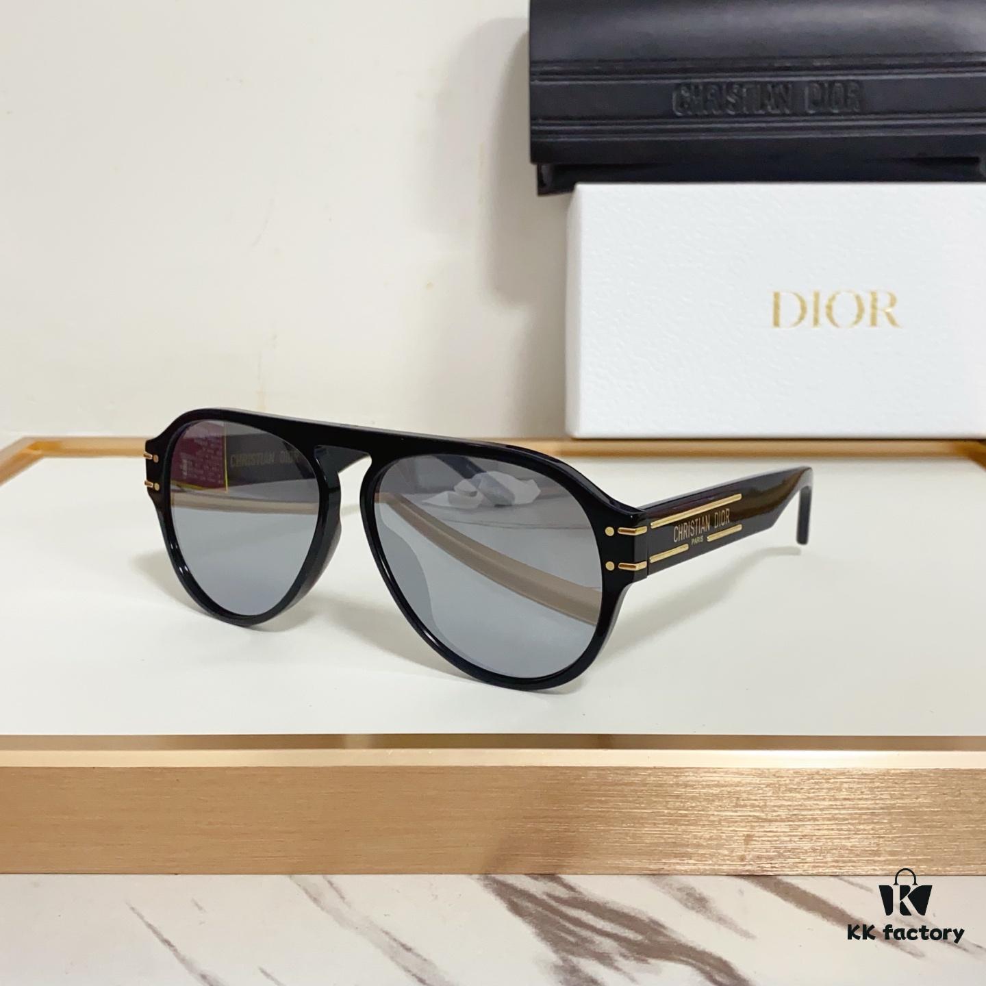 140 DIO* DiorSignature A1U Sunglasses