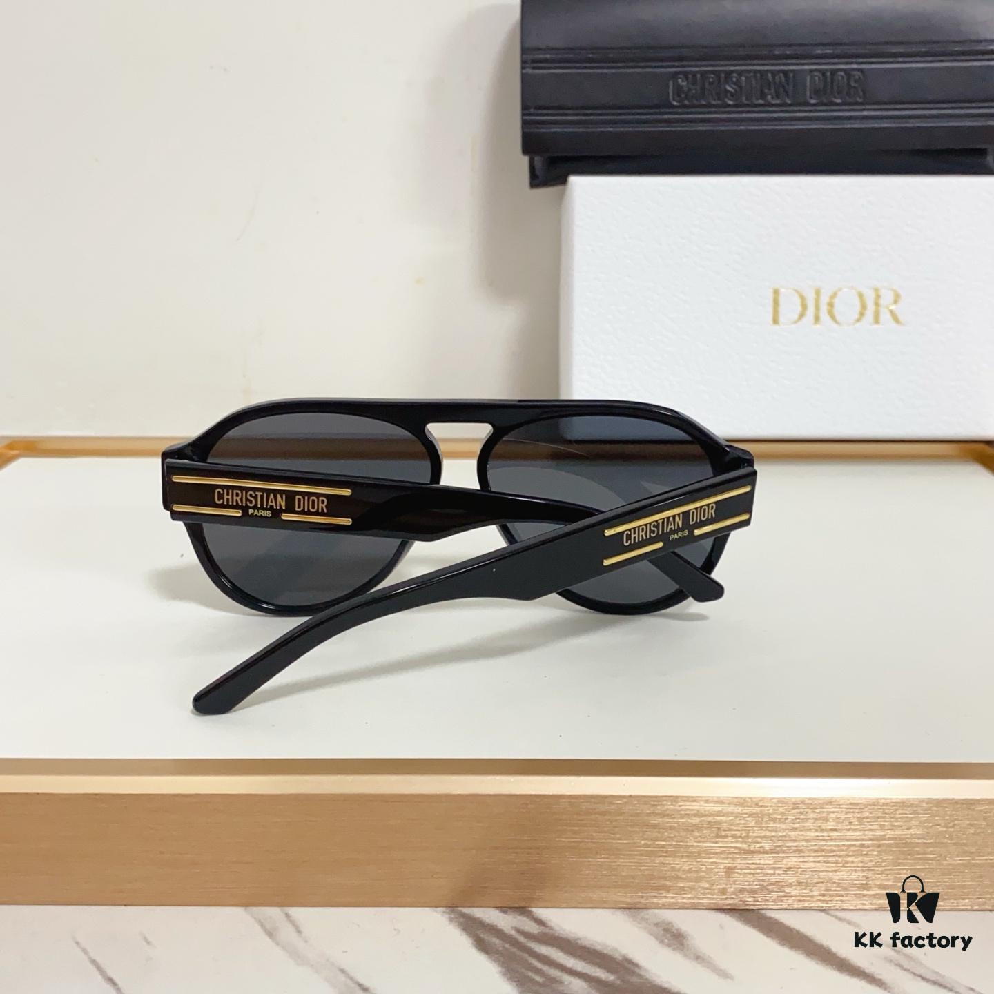 140 DIO* DiorSignature A1U Sunglasses