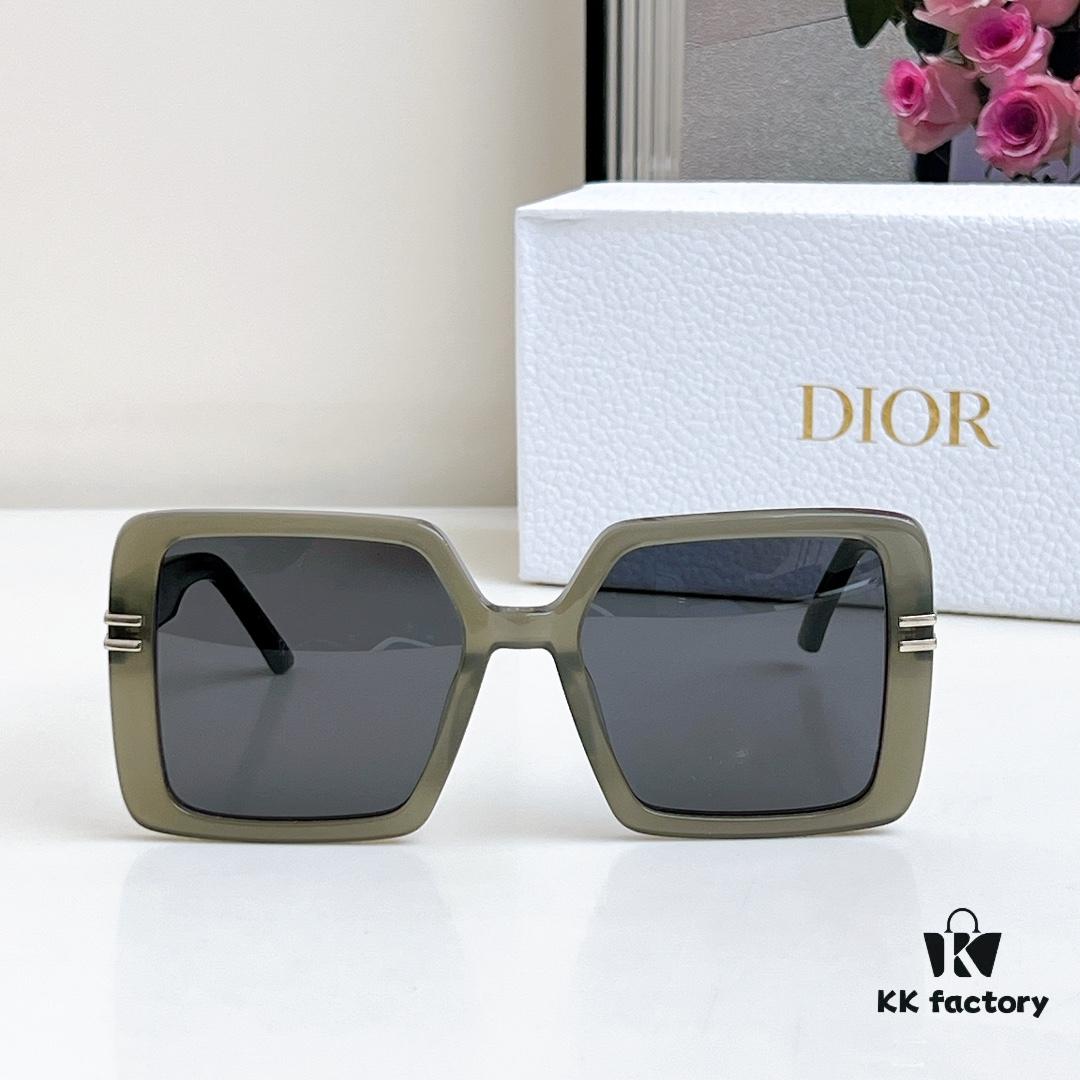 110 DIOR Modern Collection Square Unisex Sunglasses Model 8070 Size 56□20-145 Face-Framing Optical Glasses