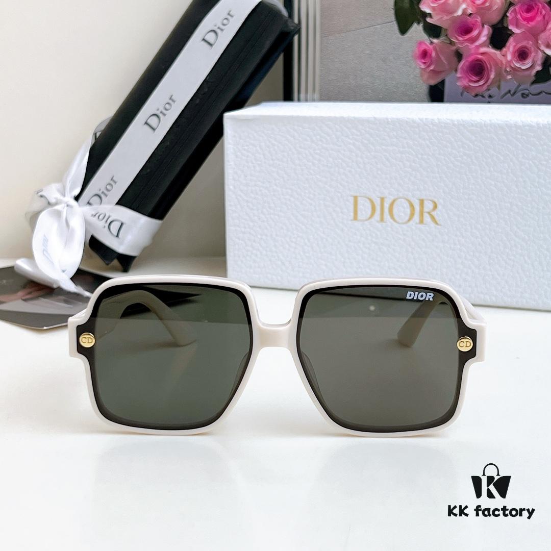 110 DIOR Dior Model DIOR 8068 Size 54 19-145 Sunglasses