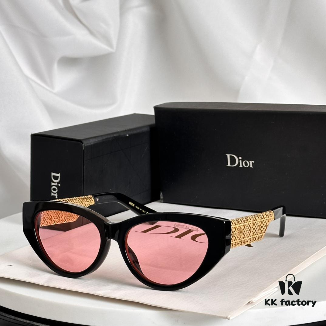 New Arrival 120 Dio* Official Website Model: DioRésille B1L SIZE: 56-17-145 Sunglasses
