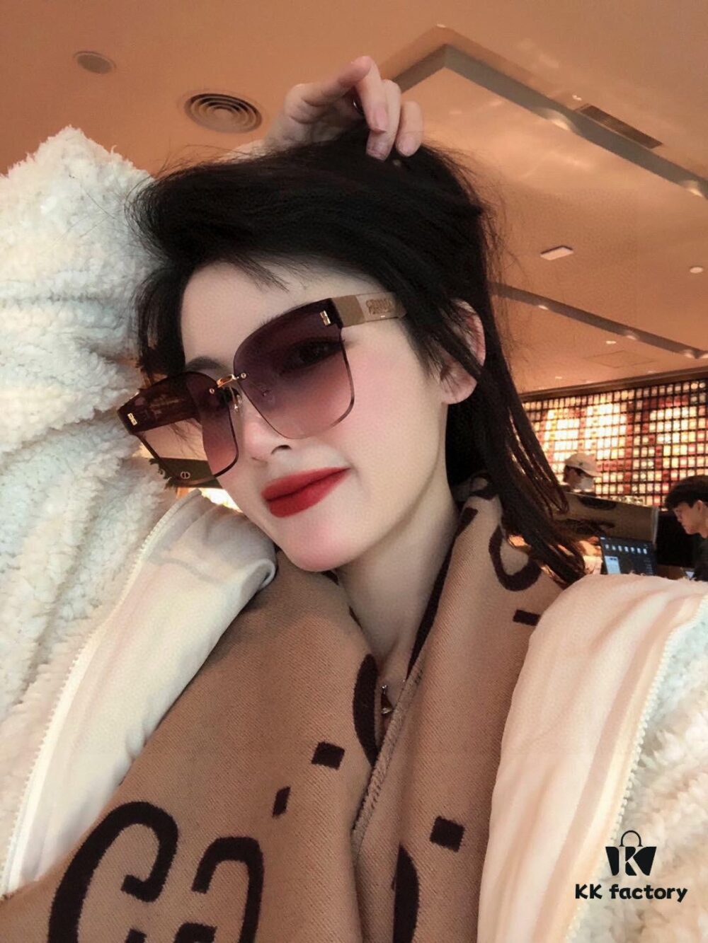 Nylon Polarized Series: DIOR Oversized Square Frame Sunglasses with Classic Design, Universal Fit for All Face Shapes, Stylish with Coats or Dresses, Nylon Polarized Lenses for UV Protection, Model: CD1192