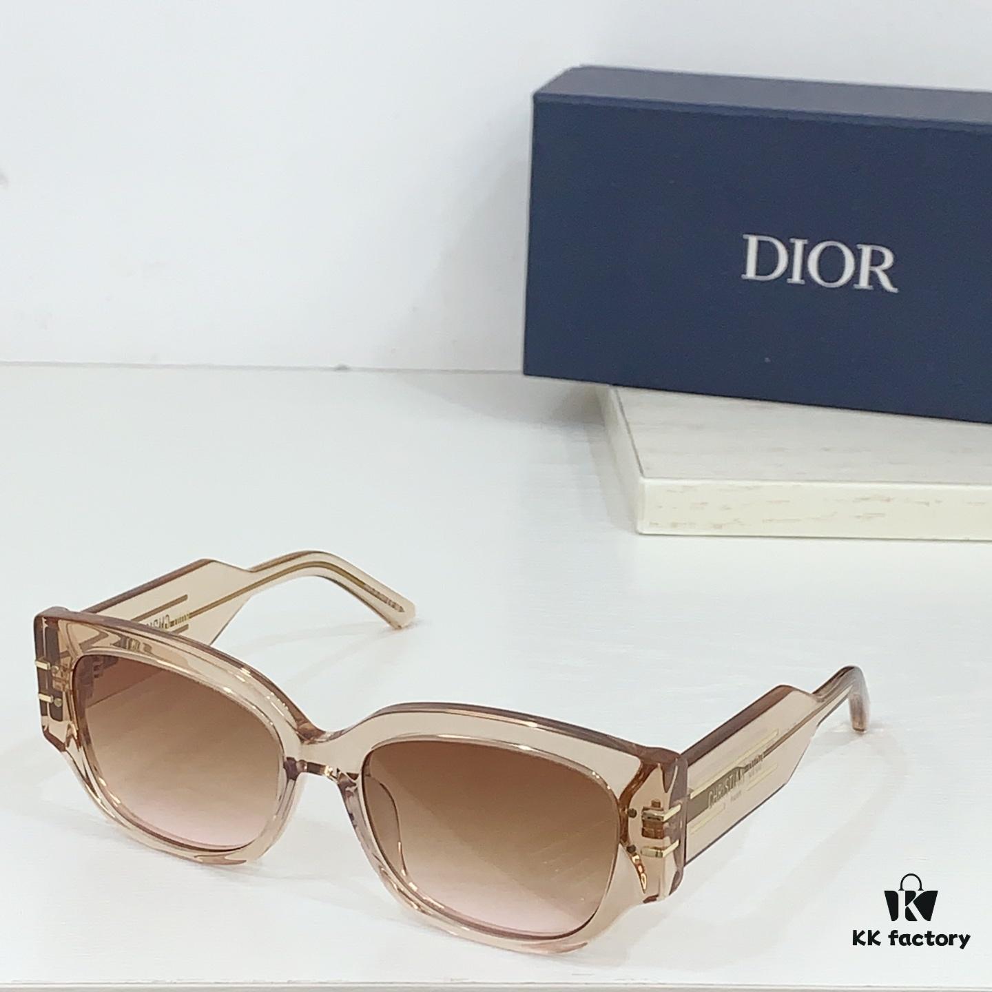 110 DIO* MODEL: DiorSignature S13F SIZE: 55□18-140 Eyeglasses Sunglasses