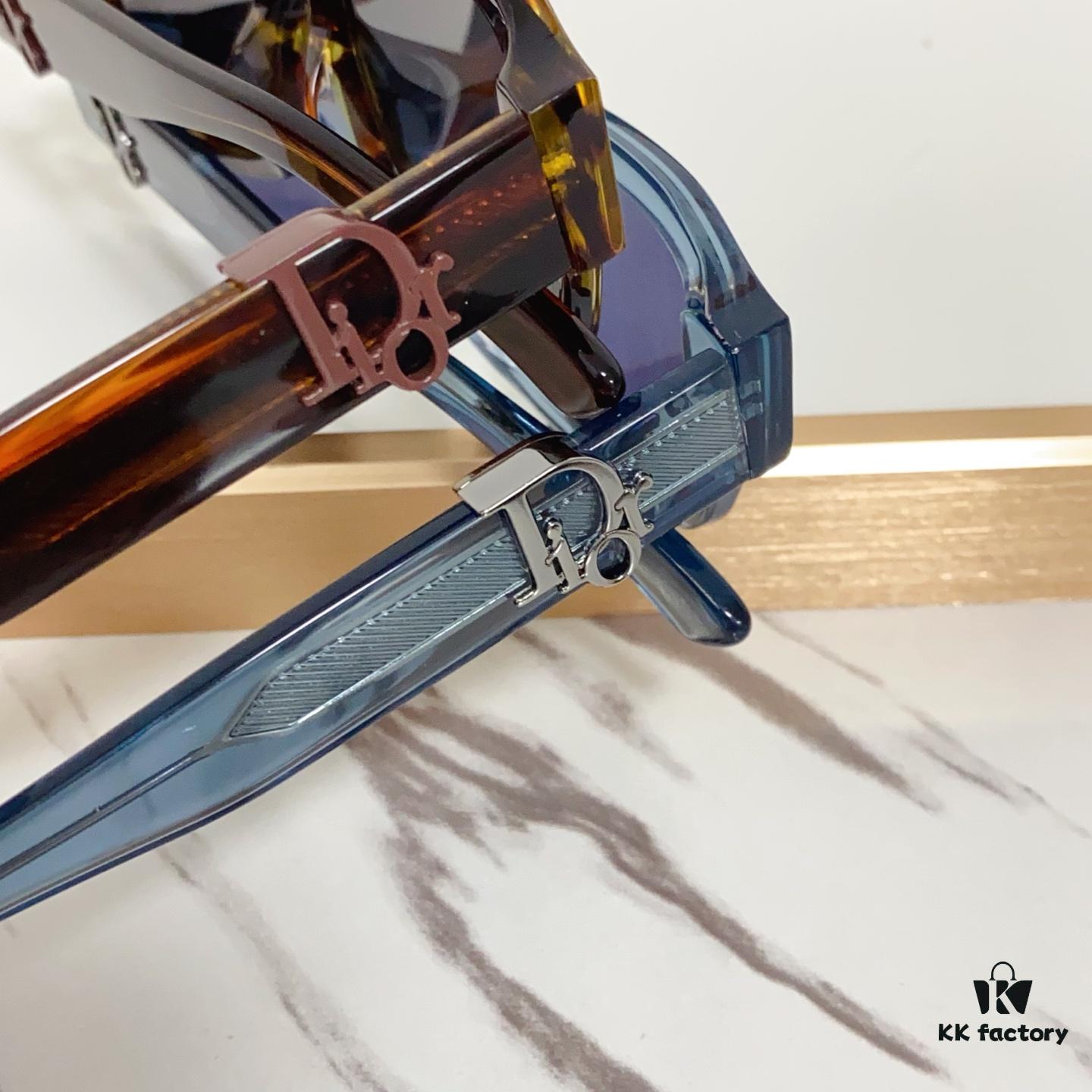 140 Official Website Image DIO*🌟🌟🌟 Model: Dior Oblique S2I 🌟🌟🌟 Sunglasses