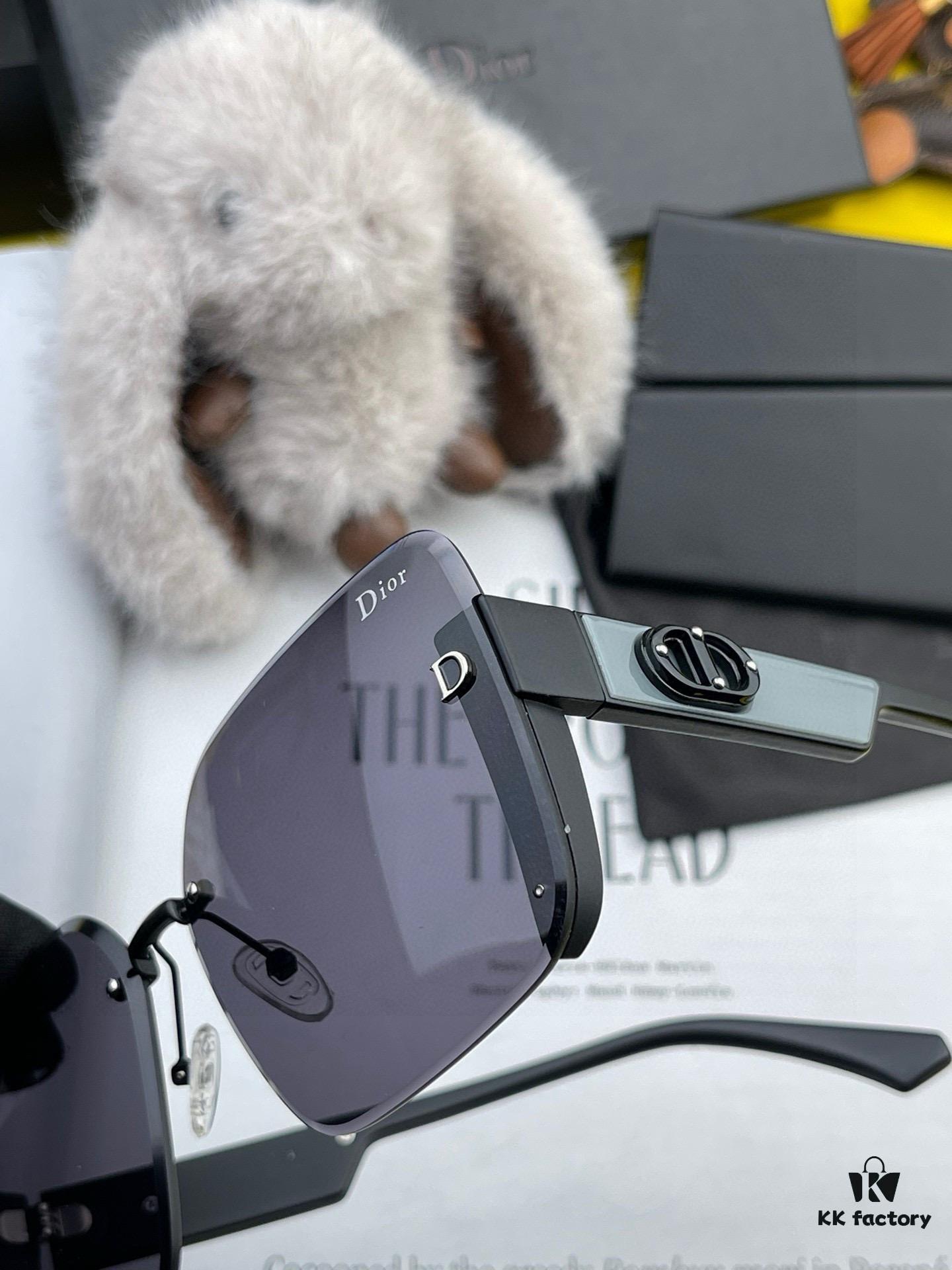 【DIOR】2025 Spring New Arrival Trendy Fashion Square Polarized Sunglasses High-Quality Comfortable Wear Influencer Favorite Women's HD Thickened Polarized Sunglasses