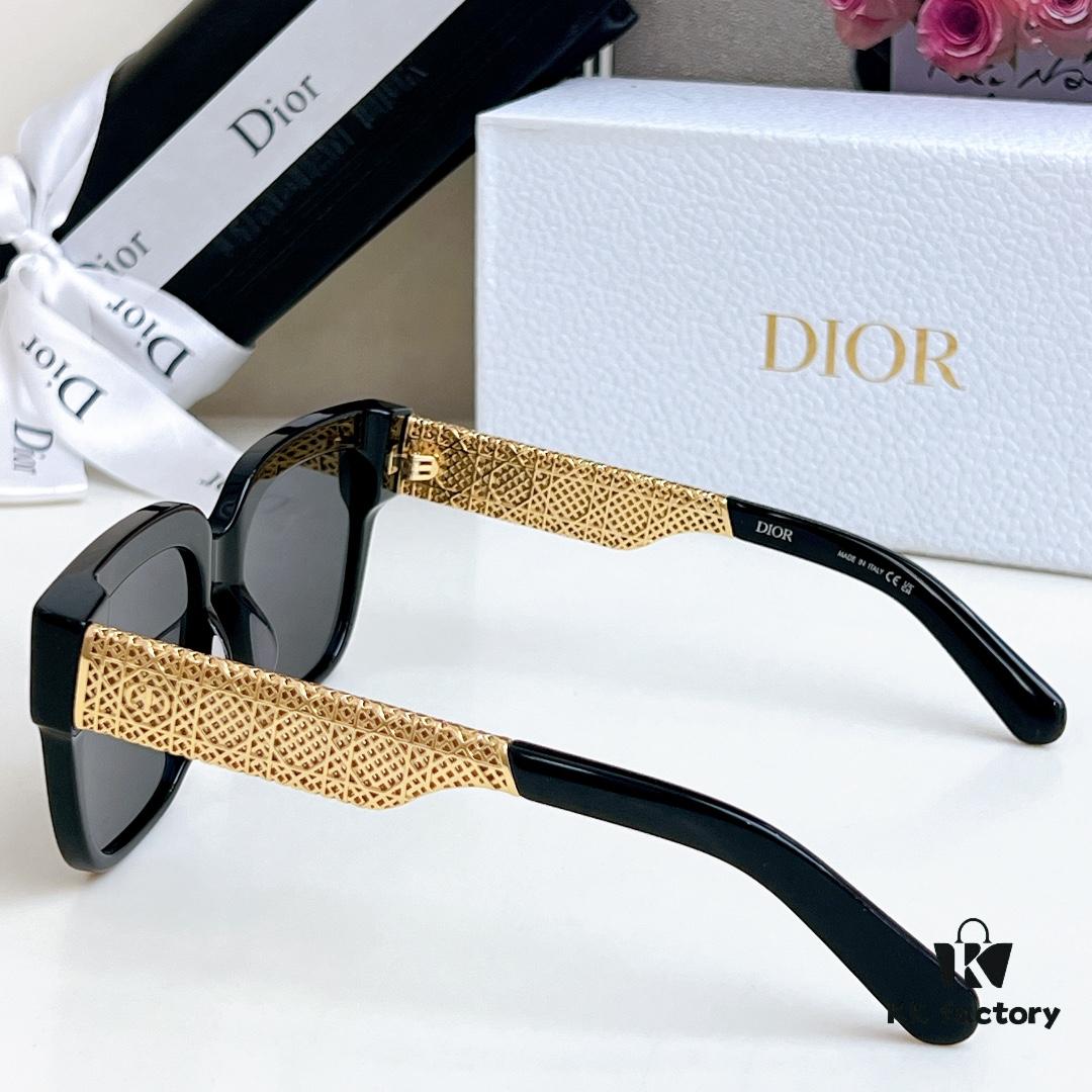 140 DIO* Official New Arrival ~ DioRésille Series Acetate Butterfly Frame with Golden Metal Temples Featuring Contrasting Cannage Pattern and CD Logo