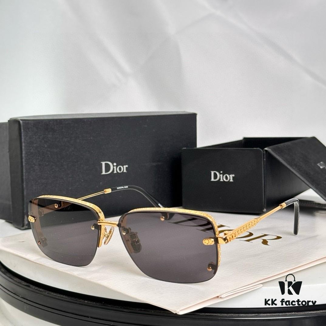 DIO* MODEL: DIORS4U SIZE: 58 □ 13-140 Sunglasses