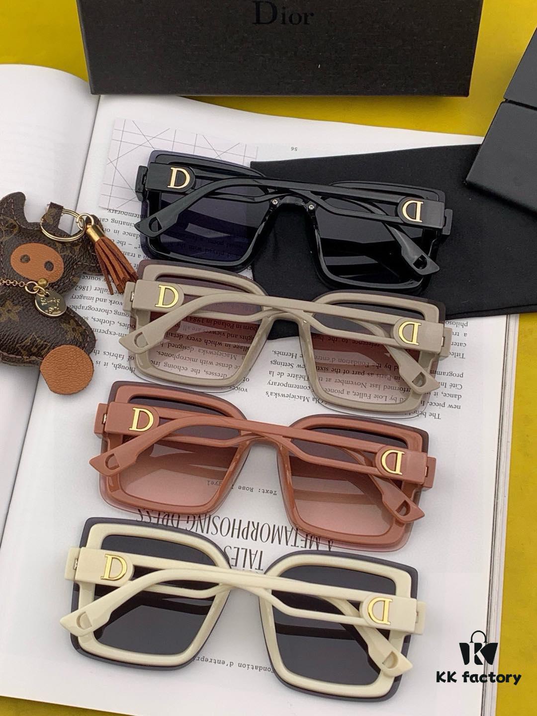 DIOR 2025 Spring New Arrival Square Sunglasses, Favored by Influencers for Their Stunning Look and Chic Metal Finish