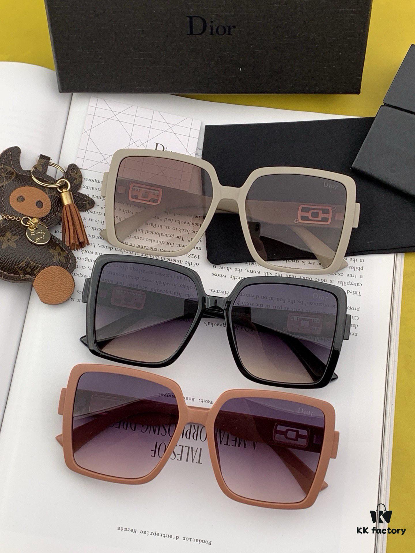 DIOR 2025 Spring New Arrival Square Sunglasses, Favored by Influencers for Their Stunning Look – Playful, Sweet, and Enhanced Facial Fit with Premium Metal Finish