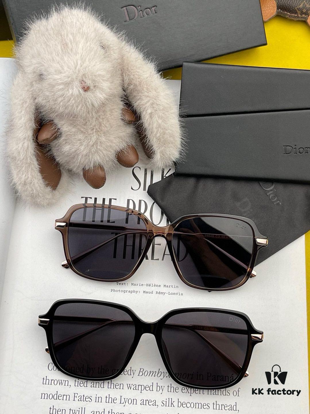 DIOR New Model One-Piece Driving Sunglasses, Must-Have Travel Accessory, Popular Among Celebrities, Unisex Aviator Sunglasses Model: CD82804