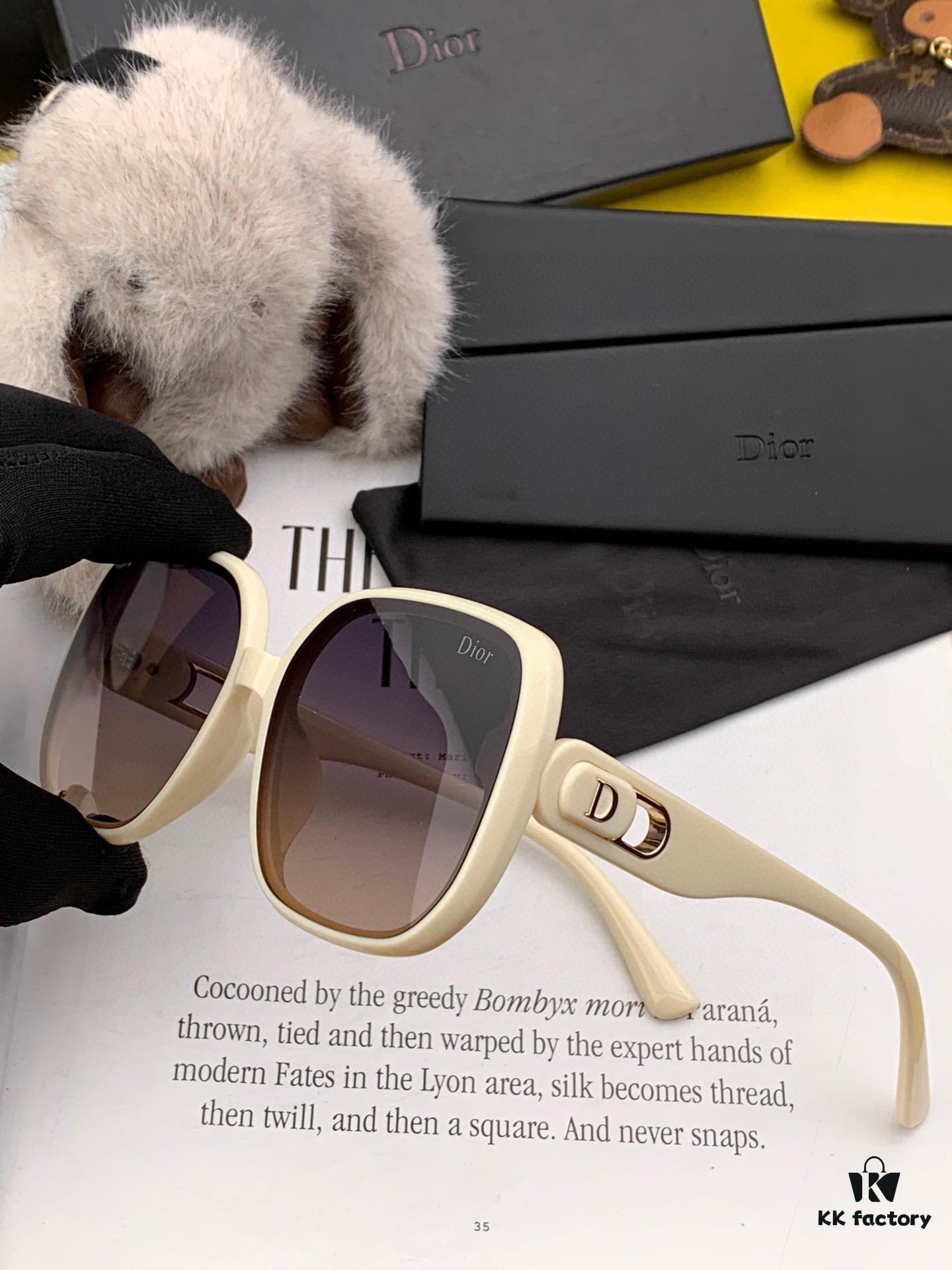 【DIOR】2024 Spring New Arrival Trendy Fashion Square Polarized Sunglasses, High-Quality Comfortable Wear, Influencer Popular Style, Women's HD Thickened Polarized Sunglasses