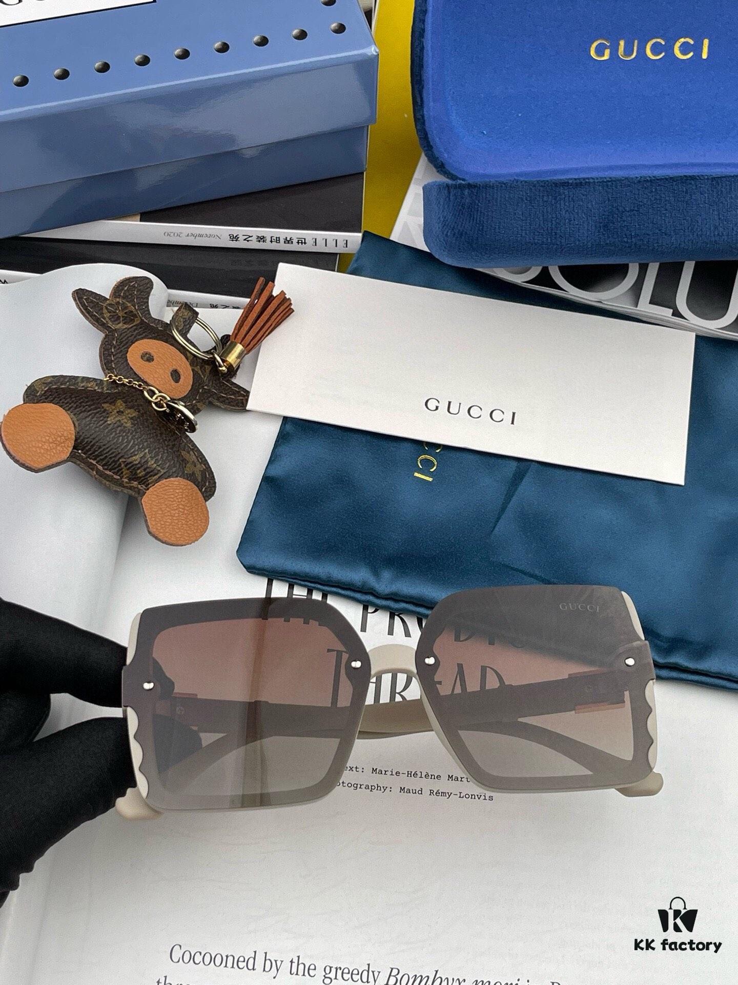 【DIOR】2024 Spring New Arrival Trendy Fashion Square Polarized Sunglasses High-Quality Comfortable Wear Influencer Style Women's HD Polarized Sunglasses 🕶️ High-Quality TR Frame Model: CD4291