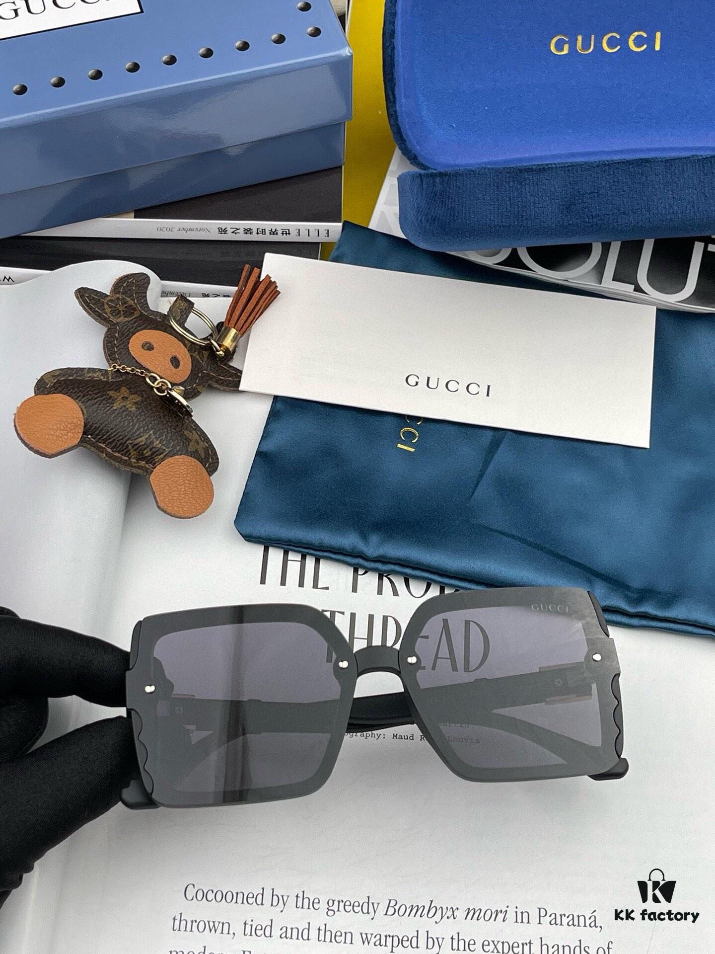 【DIOR】2024 Spring New Arrival Trendy Fashion Square Polarized Sunglasses High-Quality Comfortable Wear Influencer Style Women's HD Polarized Sunglasses 🕶️ High-Quality TR Frame Model: CD4291