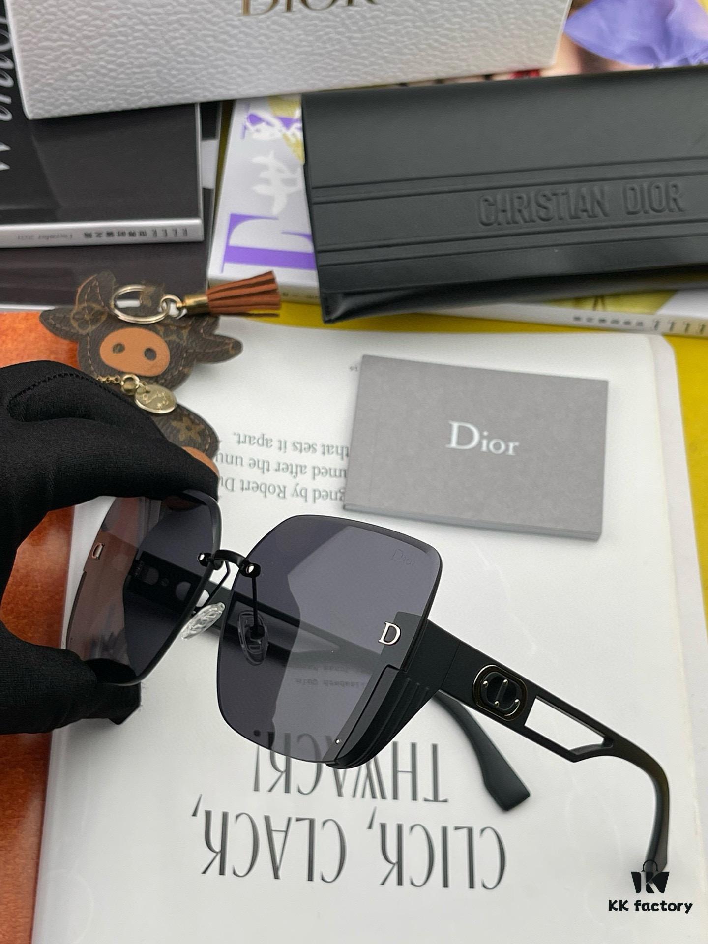 DIOR 2024 Spring New Arrival Trendy Fashion Square Frame Sunglasses High-Quality Comfortable Wear Influencer Style Women's HD Sunglasses